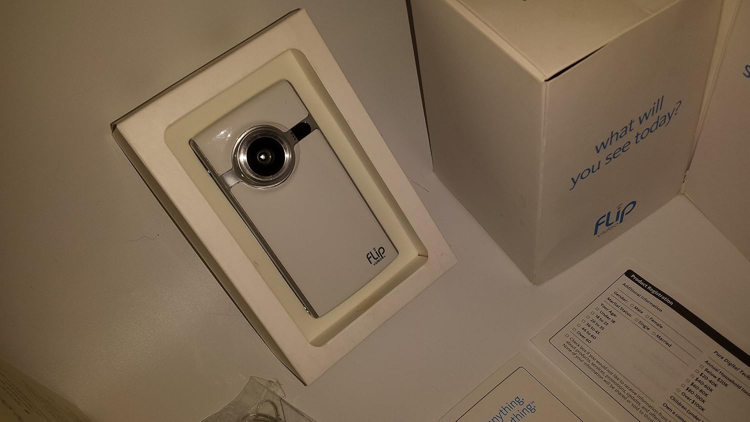 Flip Ultra Video Camera - White, 1 GB, 30 Minutes (1st Generation) image 2