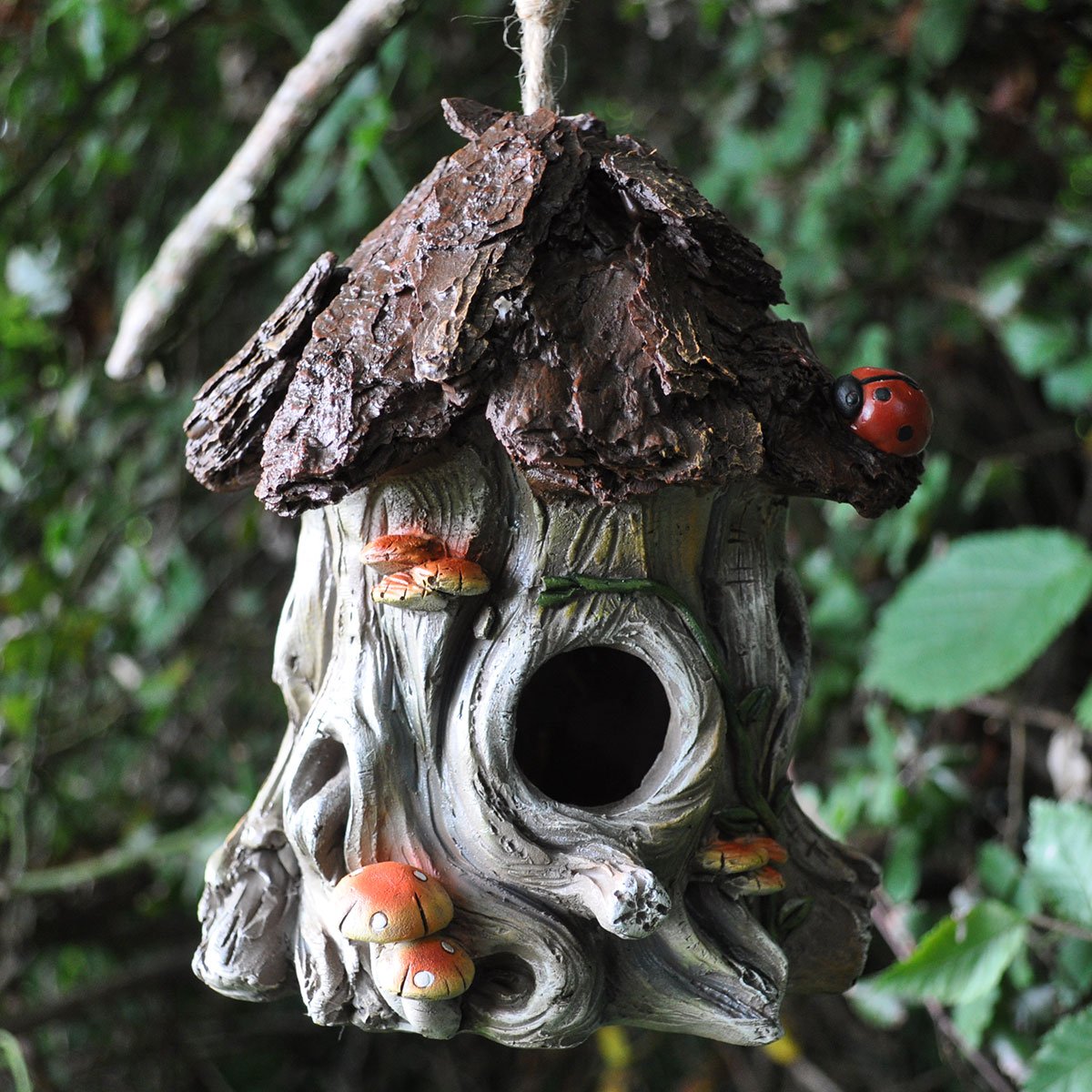 Prezents.com Decorative Bird House with Hanging Rope Ladybug Tree Nest Box Fun Garden Decor Height 17cm