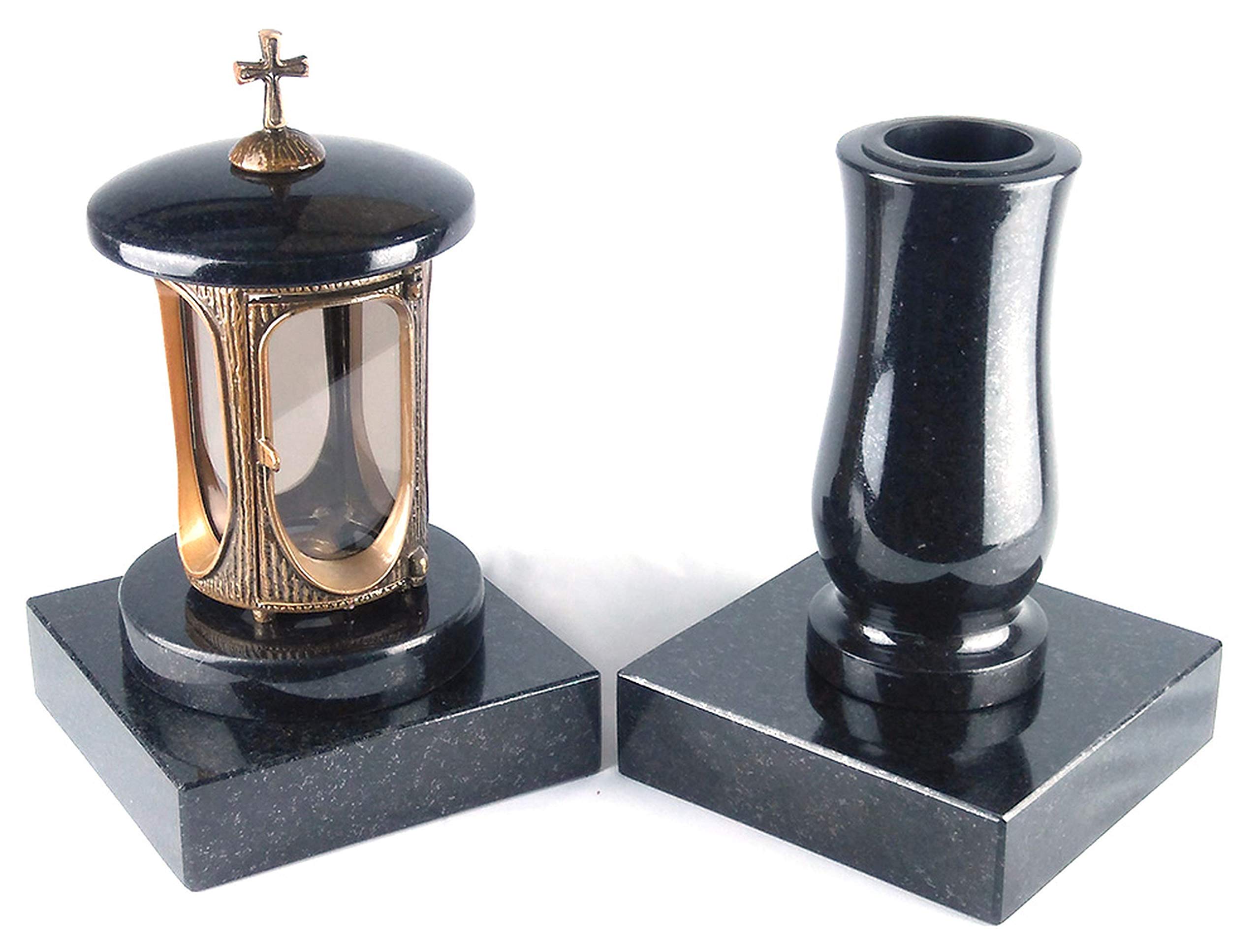 designgrab Runde Grablampe (messingfarben) mit Kreuz & Vase im Set mit 2 Granitsockeln 20×20×5 cm – handgefertigt & wetterfest – Schwedisch – schwarz