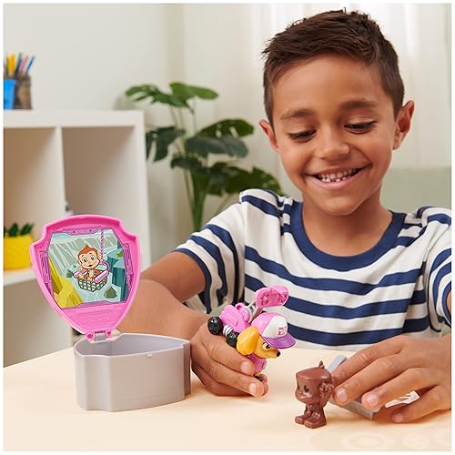 Miniatura 3 de PAW Patrol Big Truck Pups - Figura de acción Skye con dron de rescate con plataforma central de comando de montaje en clic y amigo animal