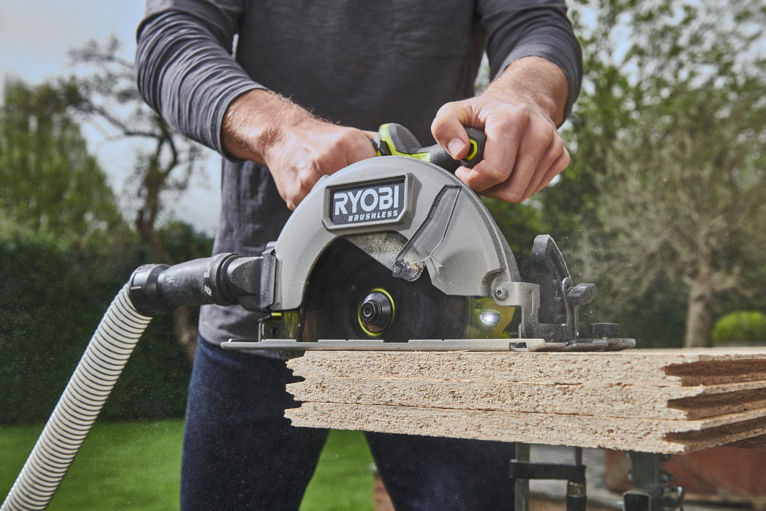 RYOBI 18 V ONE+ Brushless Akku-Handkreissäge RCS18BL-0, 184 mm Sägeblatt | werkzeuglose Einstellungen, ohne Akku und Ladegerät