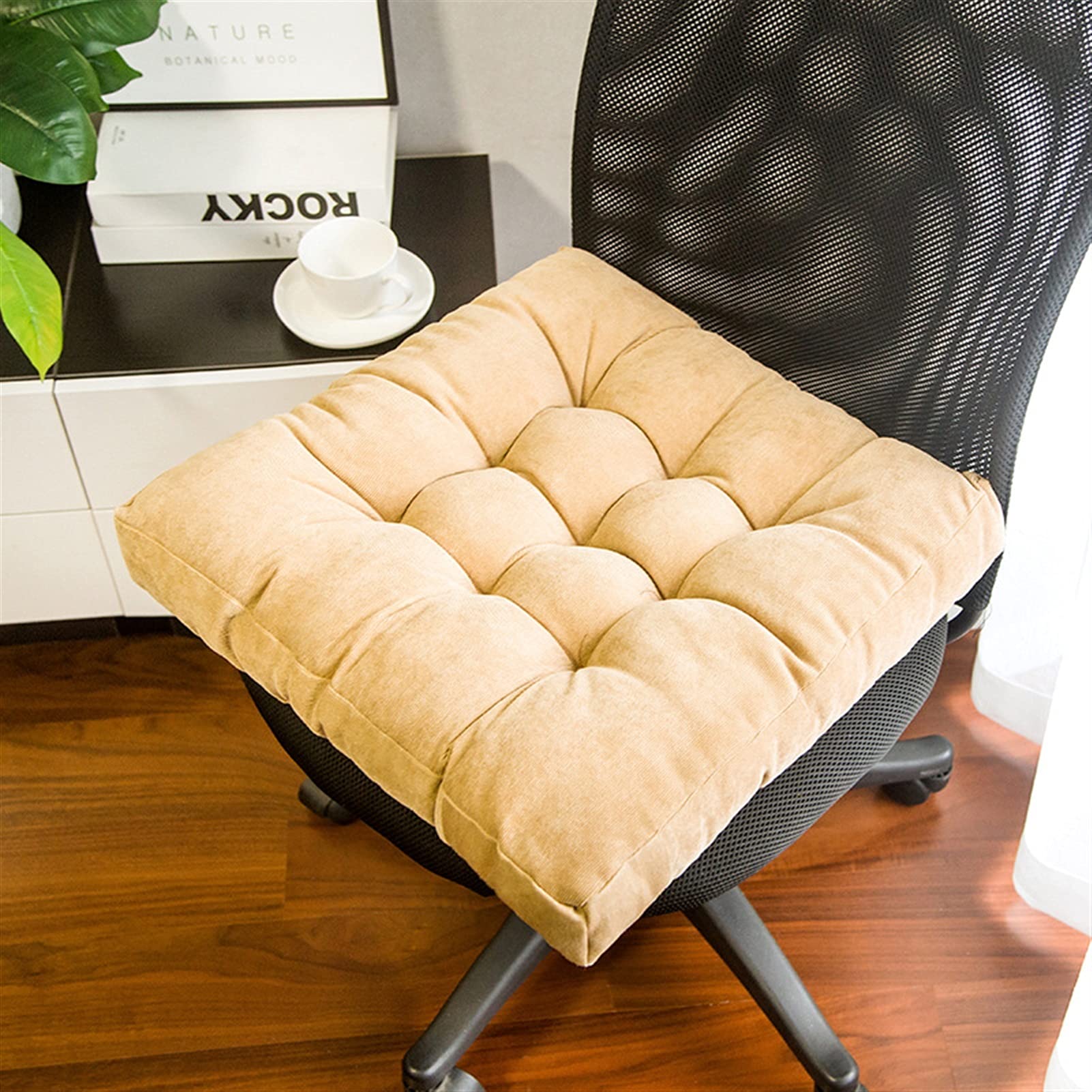 Coussin de chaise en peluche pour un coin lecture cosy ou de longs trajets