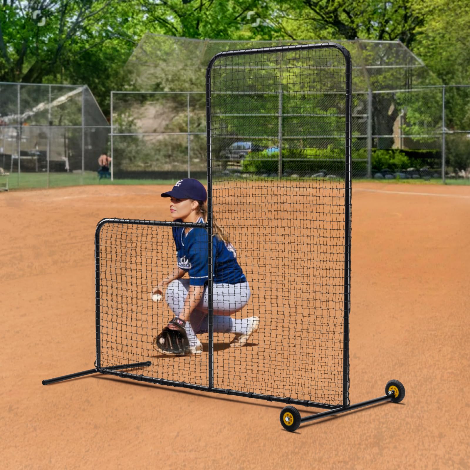 VEVOR Rete di battuta 213x106x213 cm, Griglia di sicurezza da baseball softball, Griglia da battuta portatile con protezione, Borsa per il trasporto e ruote, Rete da lancio per softball Nero
