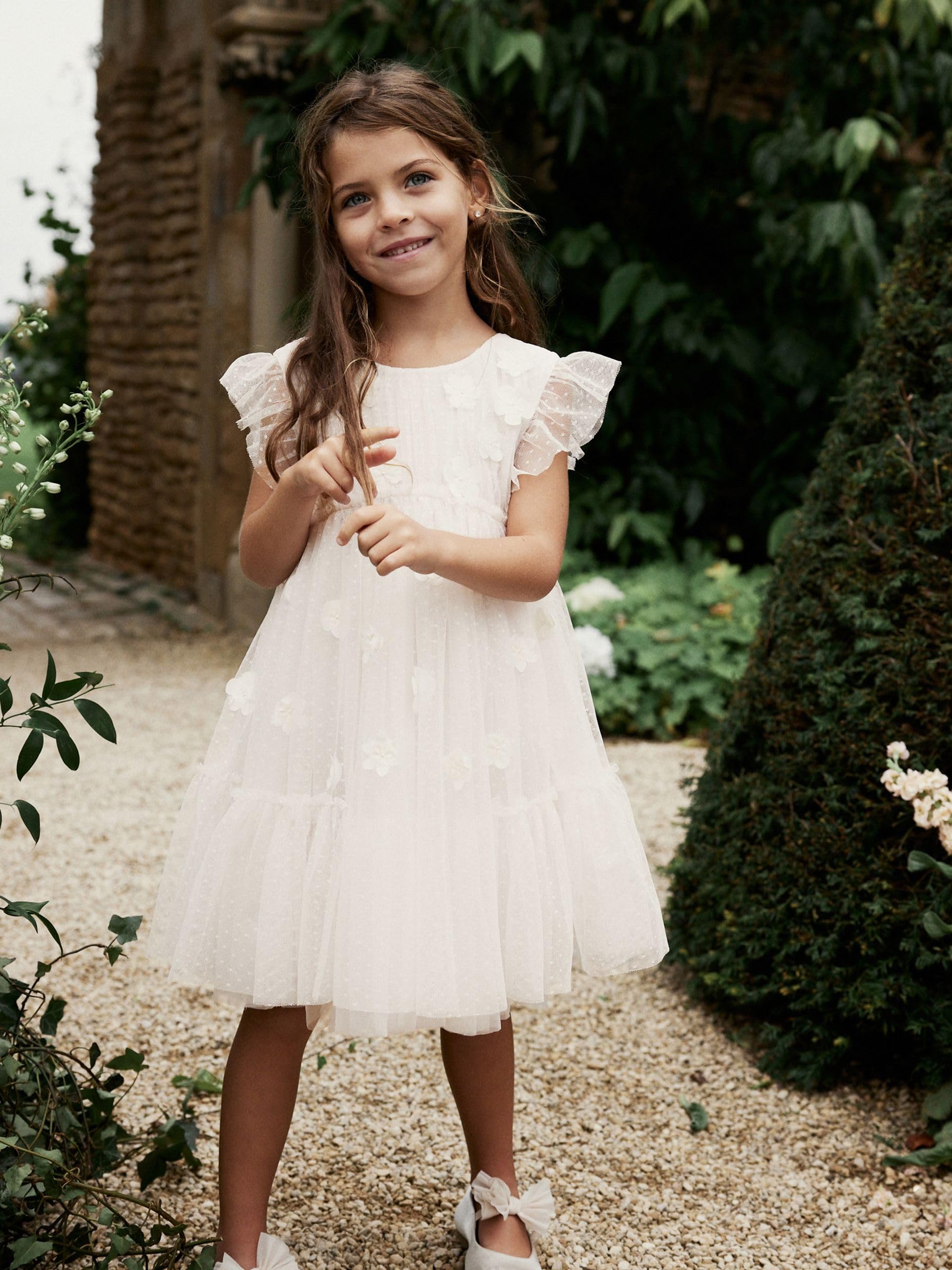 NEXT Mädchen Standard Brautjungfernkleid mit Netzstoff