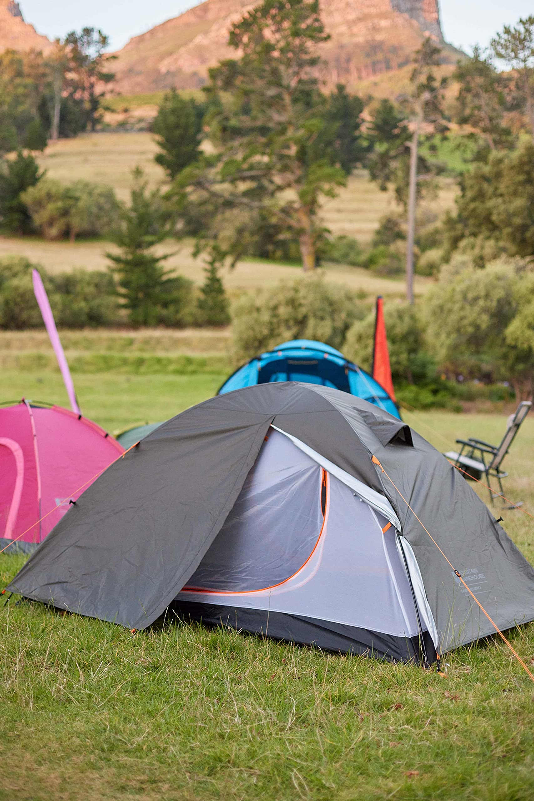 mountain warehouse tents Backpacker 2 Person Tent Waterproof 2000mm with Storage Space and Roof for Camping Travel Festivals Green Sports & Outdoors Farbe:Gelb-Grün Verlauf Camping at Brombachsee: swimming, Marke-Gazelle Sportsmans Warehouse Speed