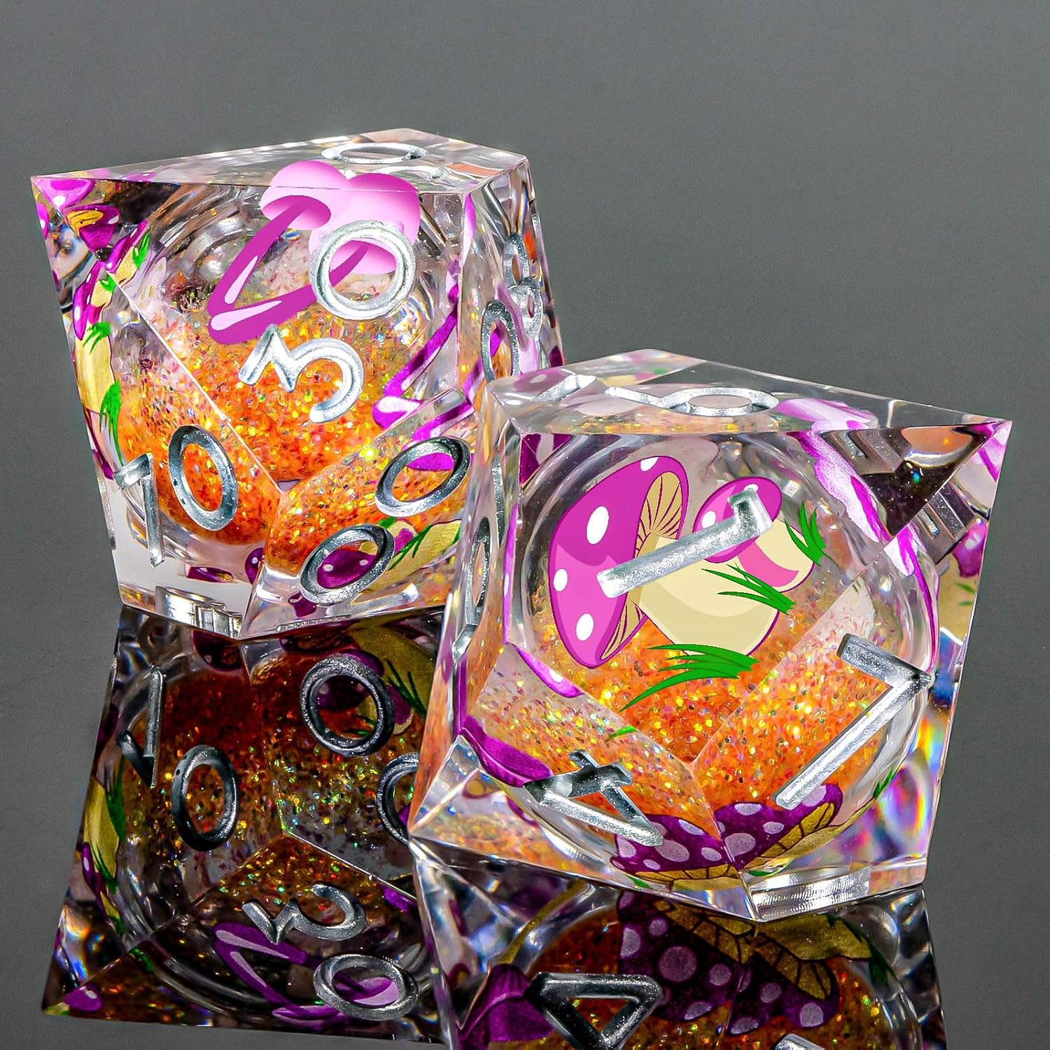 OUKELANWO Liquid Core Mushroom DND Dice Set D&D, 7Pcs Resin Sharp Edge Dice with Gift Box, Dungeons Dragons D and D Role Playing Gaming Dice D20 D12 D10 D8 D6 D4, Orange and Purple