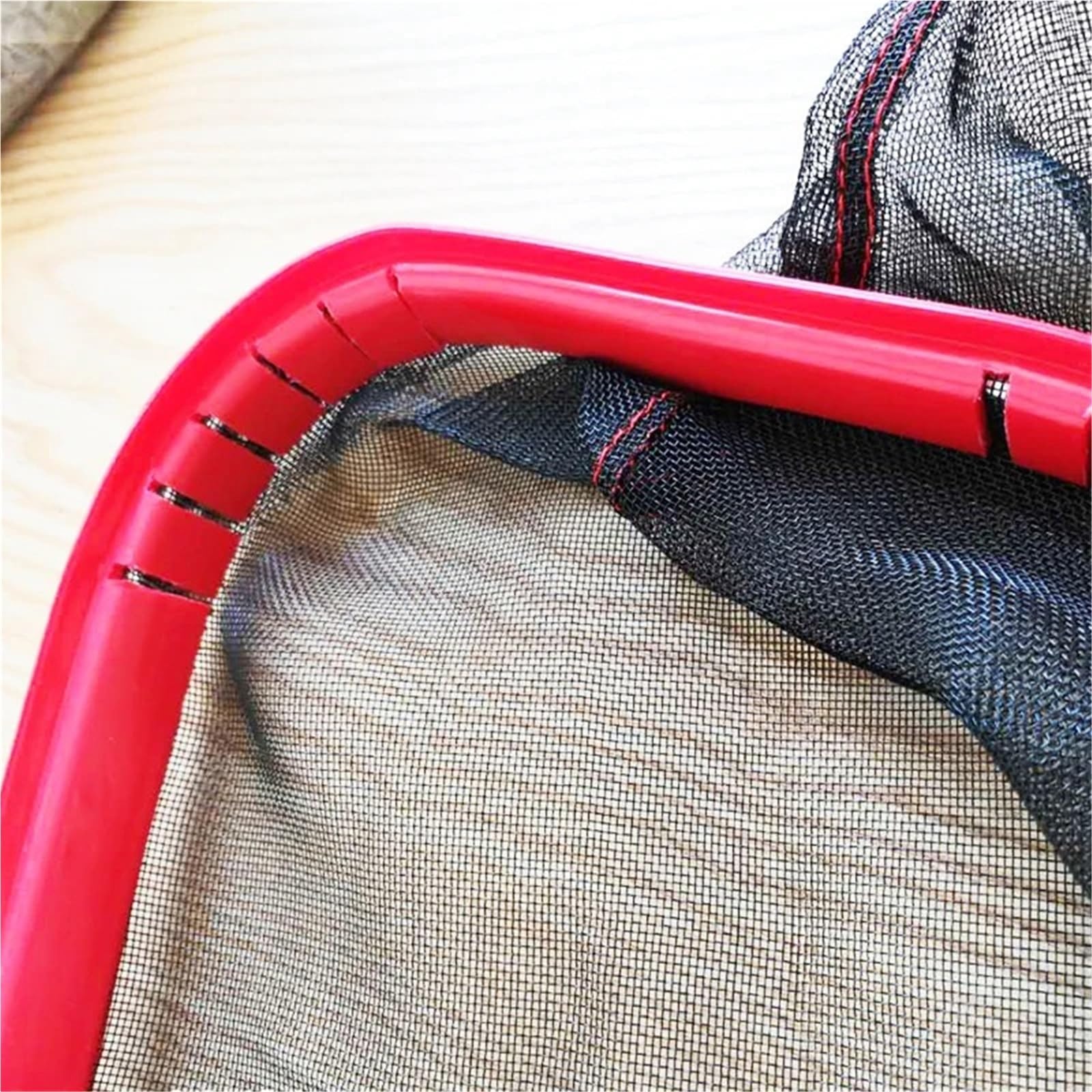 Questo retino per Foglie con Telaio in Alluminio Rosso, rastrello per laghetto, Skimmer per la Pulizia di Piscine e laghetti da Giardino (Asta telescopica da 1 m)