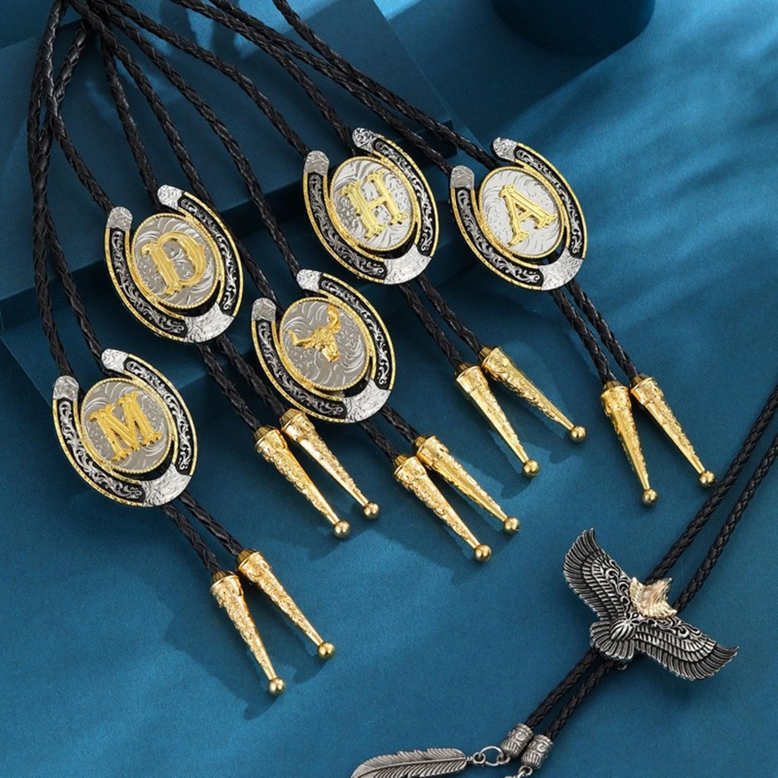 Cravatte da Cowboy, Elegante con Ciondolo Forma di Testa Cervo, Cravatta a(Deer Head Model)