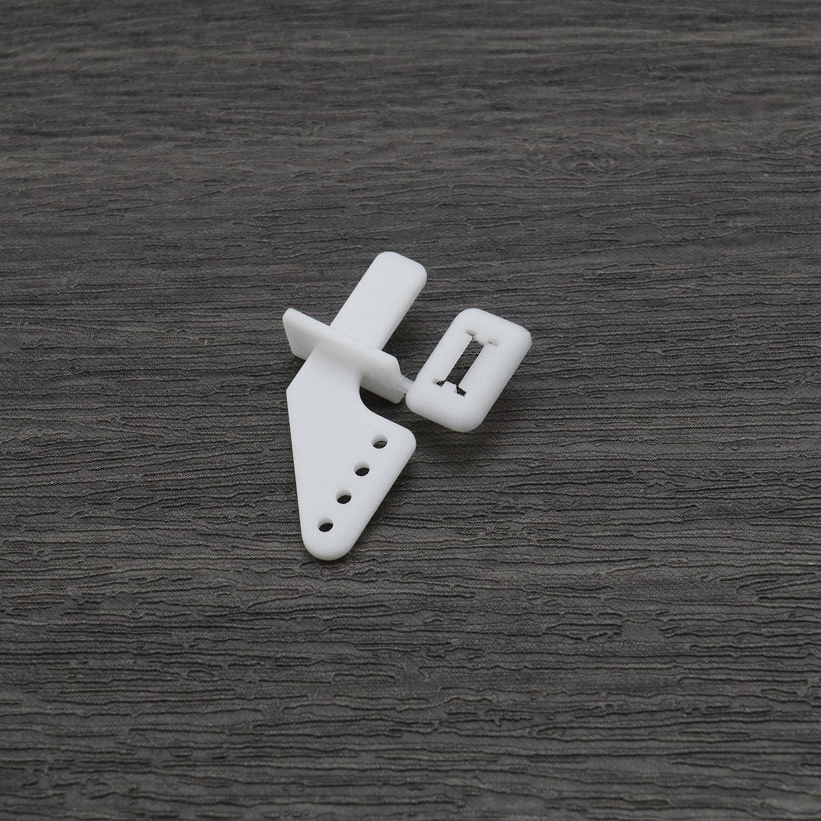 ECSiNG 20 Piezas Bocinas de Control de Nailon de 4 Orificios para Piezas de Aviones RC Control Remoto Espuma Avión Eléctrico Máquinas KT Accesorios de Repuesto