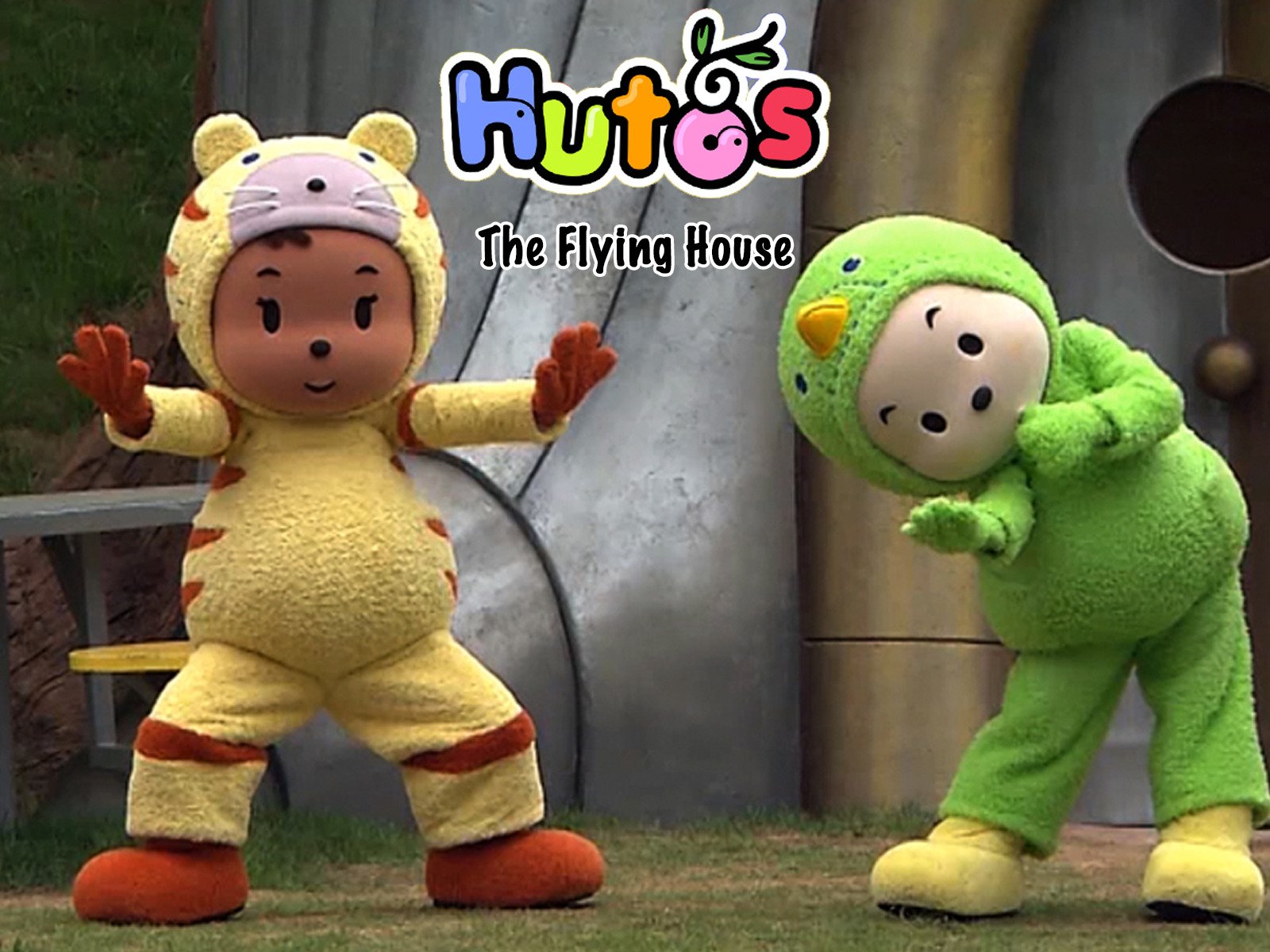 Hutos: The Flying House