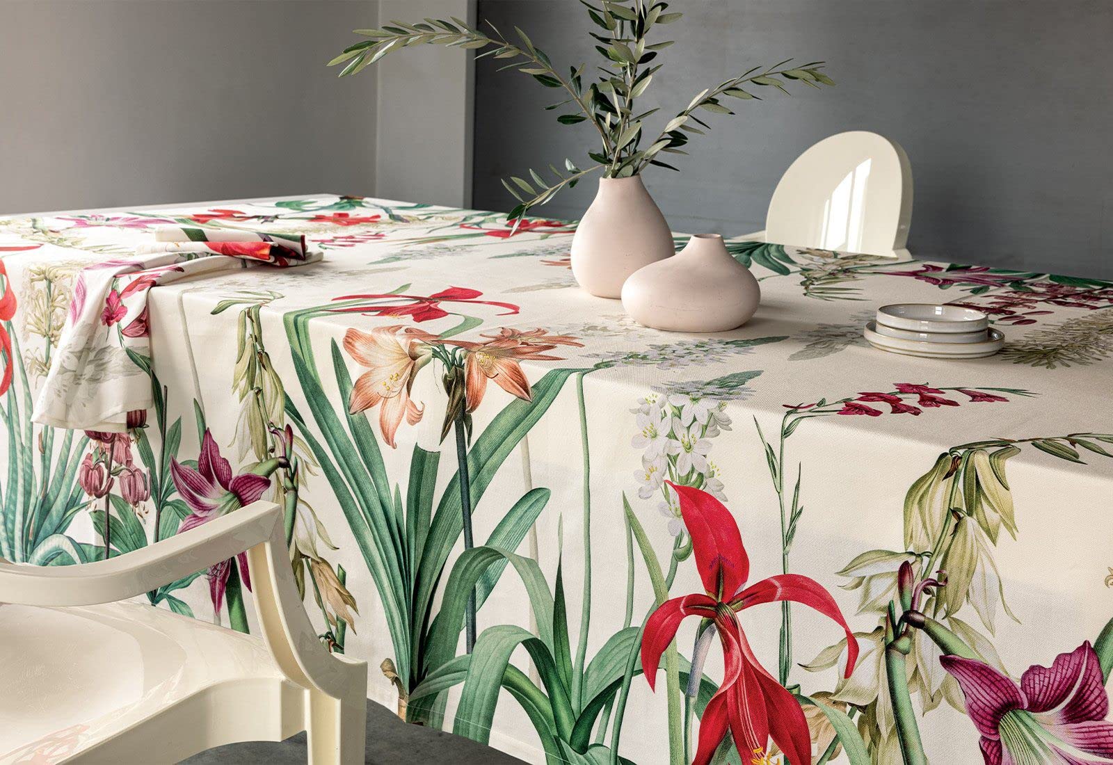 Tag House - Tovaglia da Tavola Puro Cotone Stampato Alta Qualità, Rettangolare, Copritavolo Elegante Amaryllis, Maxi 12 posti 170x270 cm Made in Italy