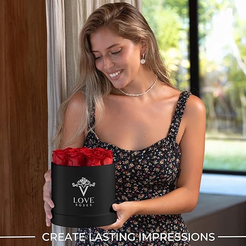 Miniatura 4 de VLove 4 rosas doradas para siempre en una caja negra y 12 rosas rojas Forever en una caja negra  Rosas reales que duran más de un año  Caja de rosas