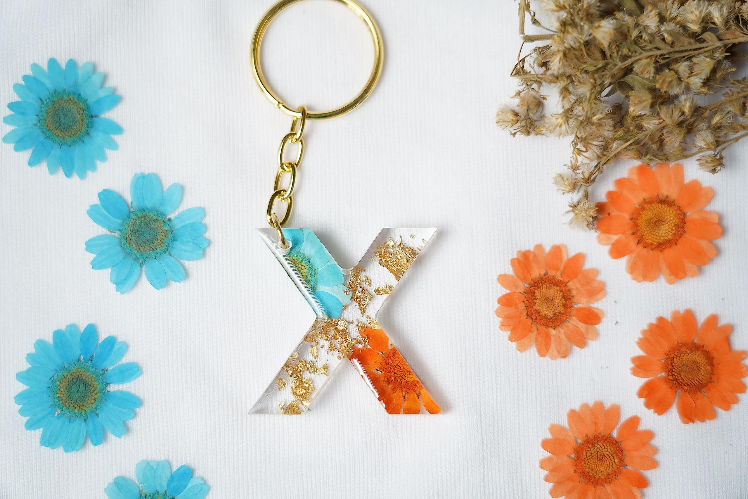 Daisy Flower Resin Alphabet Initial Letter Keychain Key Ring for Man Women Grils Purse Handbags-image-15