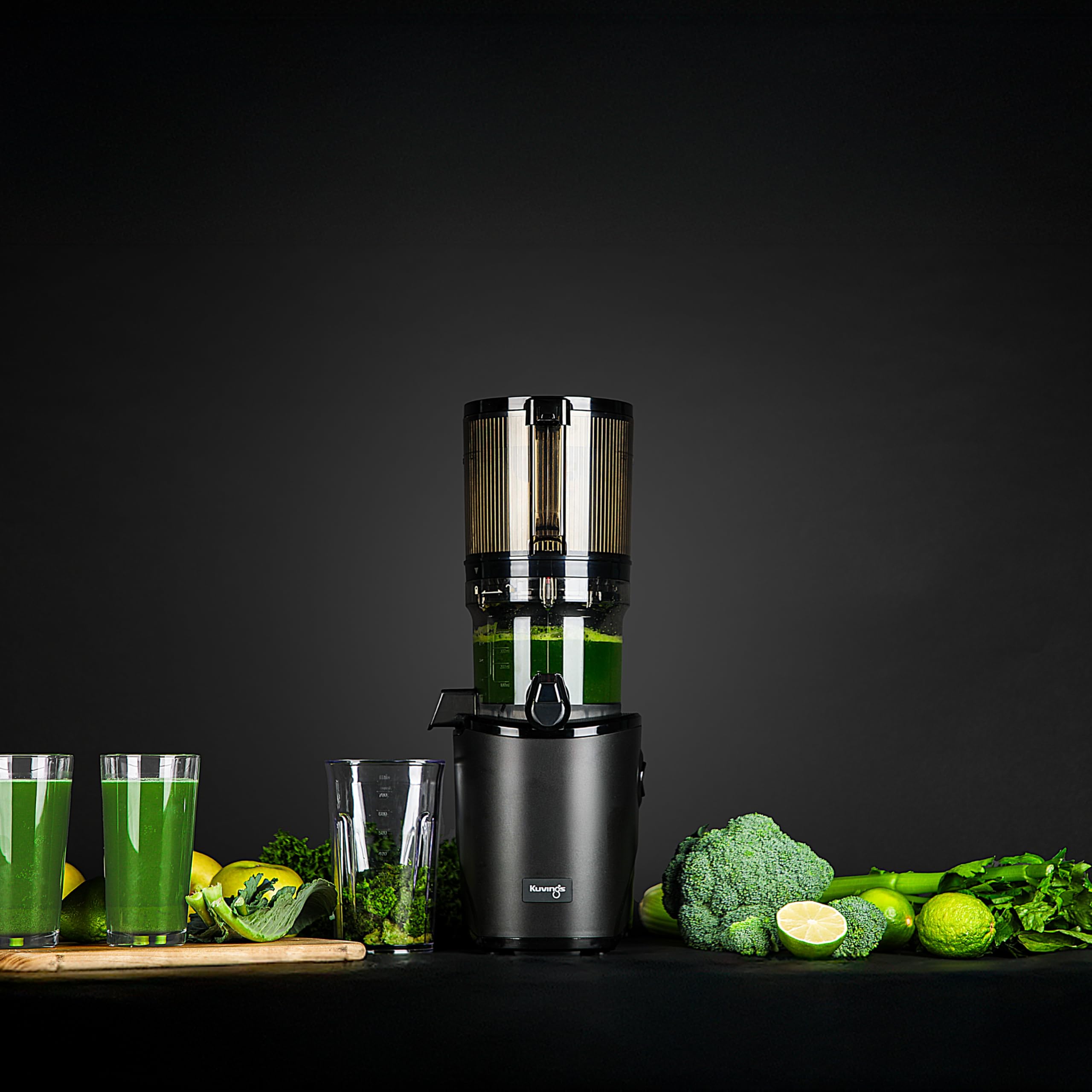 Kuvings Extracteur de jus AUTO8 Découpe automatique fruits légumes entiers Panier 2L Noir
