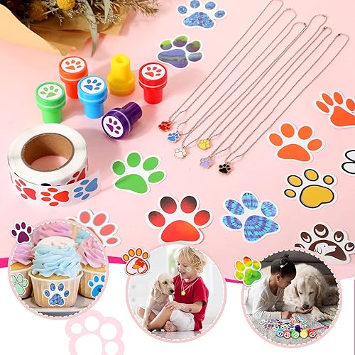 Miniatura 5 de Gejoy Juego de 178 piezas de recuerdos de fiesta de pata de perro, incluye pajitas de patas, tazas, pulsera de silicona, llavero, sellador, cadena