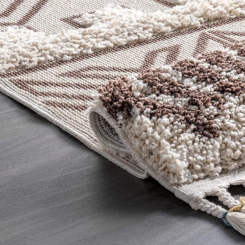 Miniatura 6 de nuLOOM Zuri - Alfombra tribal lanuda con bandas, 5 x 7, marrón