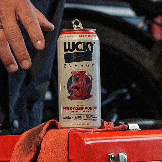 مشروبات الطاقة الخالية من السكر من Lucky Energy، Red Ryder Punch، علب 16 أونصة (عبوة من 12 علبة) مشروب طاقة صحي خالٍ من السكر مع الماكا والجينسنغ وبيتا ألانين والتورين و200 مجم من الكافيين