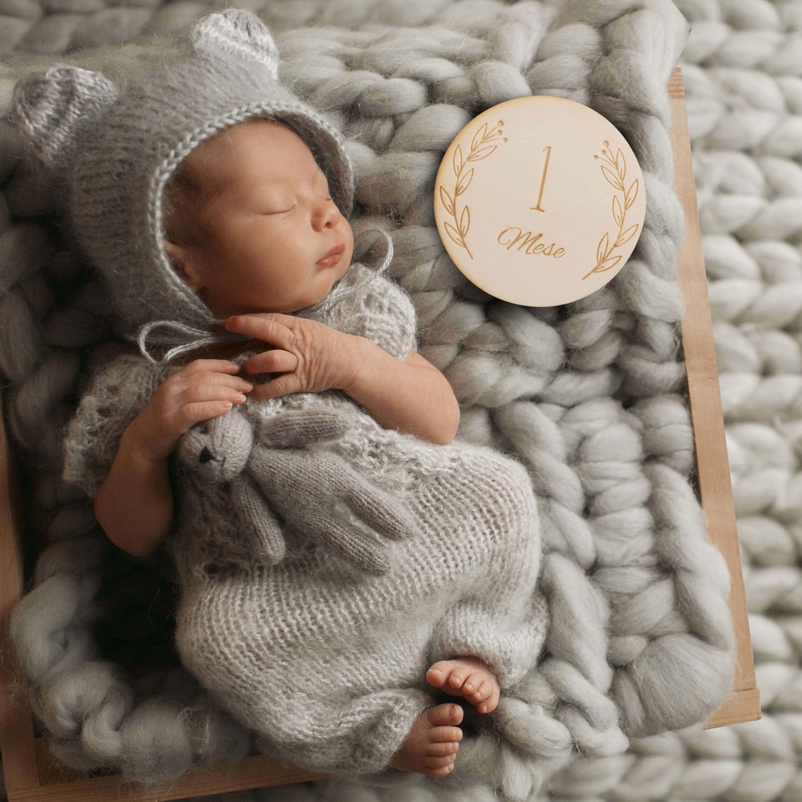 Photo card in legno per traguardi mensili, dischi mensili in legno per neonati, targhette per traguardi mensili 12 mesi, Hello World, regalo perfetto per futuri genitori, 14 pezzi, Molte Lingue