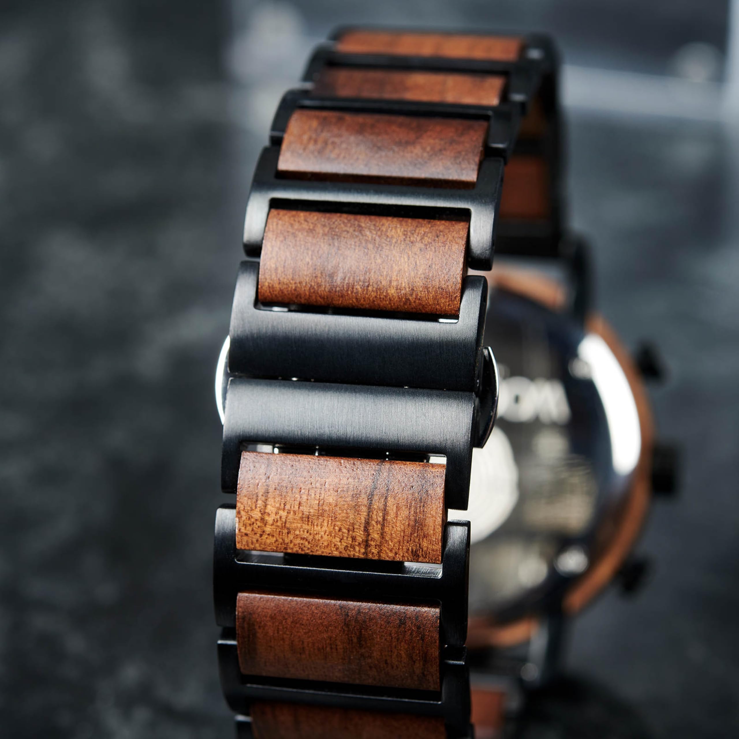 woodwear Holzarmbanduhr Herrenuhr Unisex Lichtblick Nachtschwärmer