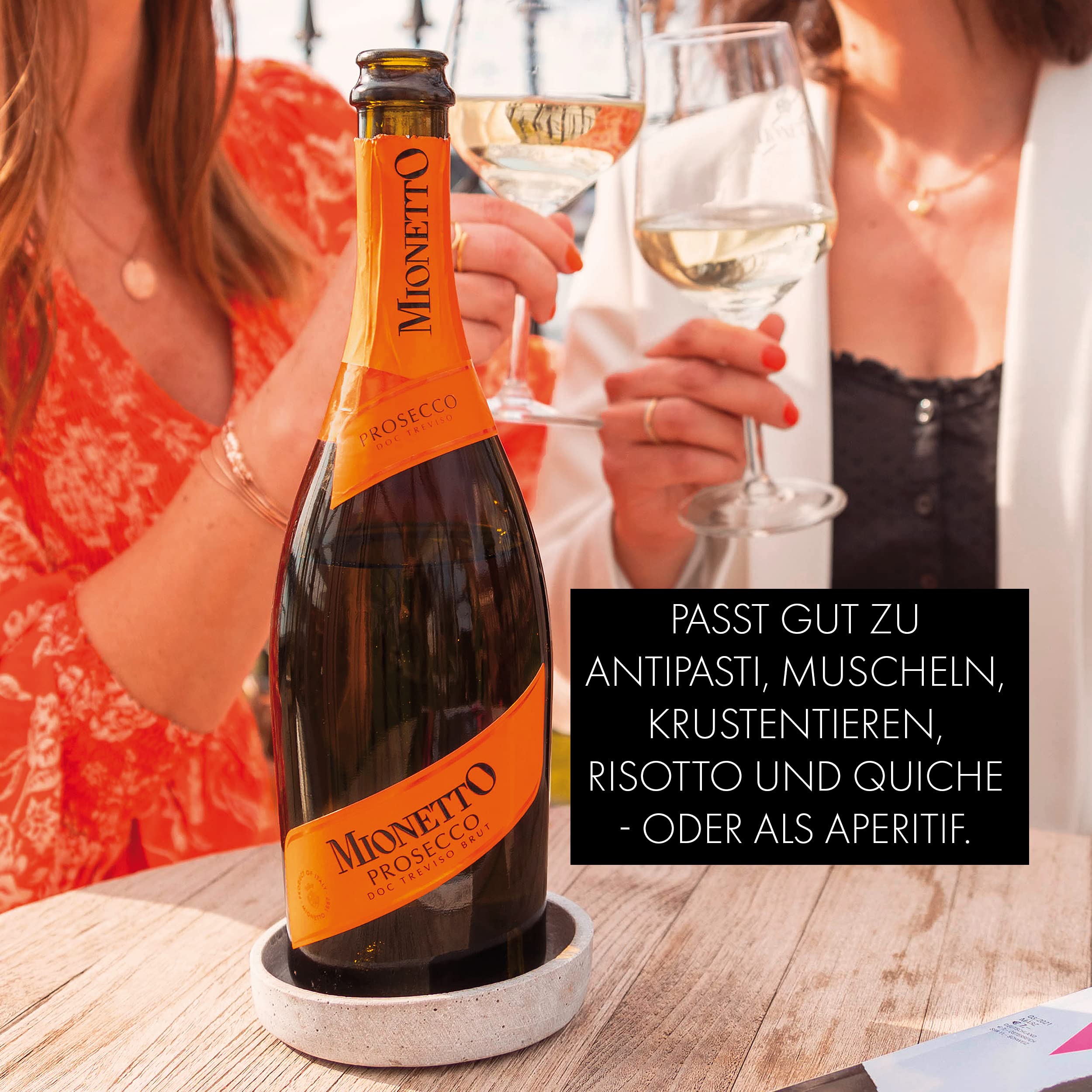 Mionetto Prosecco Spumante DOC Treviso Extra Dry (6x0,75l) Set, Schaumwein, Perlwein aus Italien, extra trocken, weich und harmonisch - Ideal zu Antipasti und als Aperitif