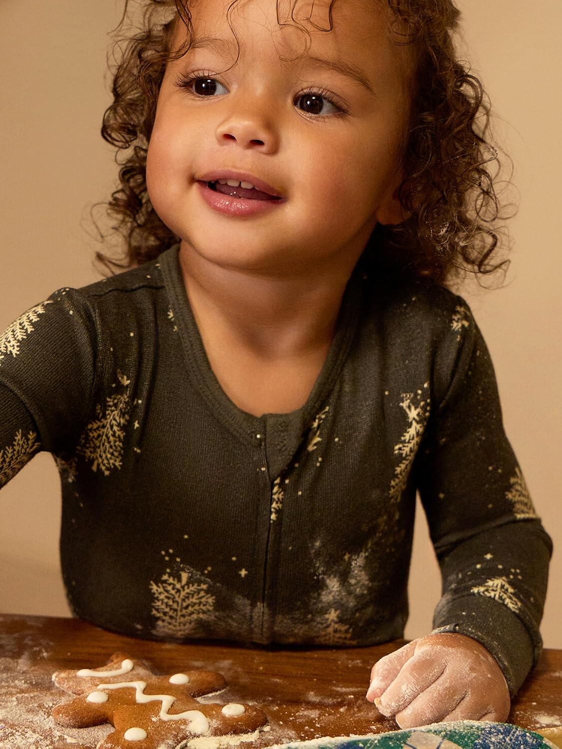 Modern Moments by Gerber unisex-baby Holiday Tight Fitting Very Soft Footless Pajamas - Image 2