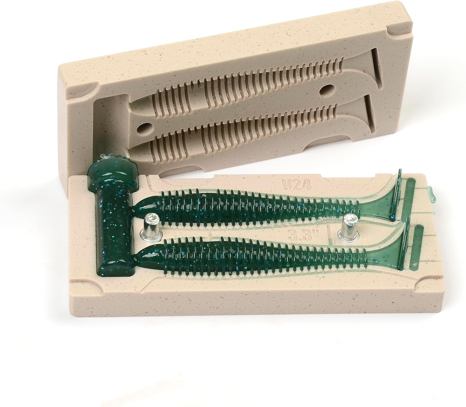 FatFish V24-2C Bait Mold Soft Plastiс Lure Making Injection Mold for Do-It Fishing Lures 3.3"