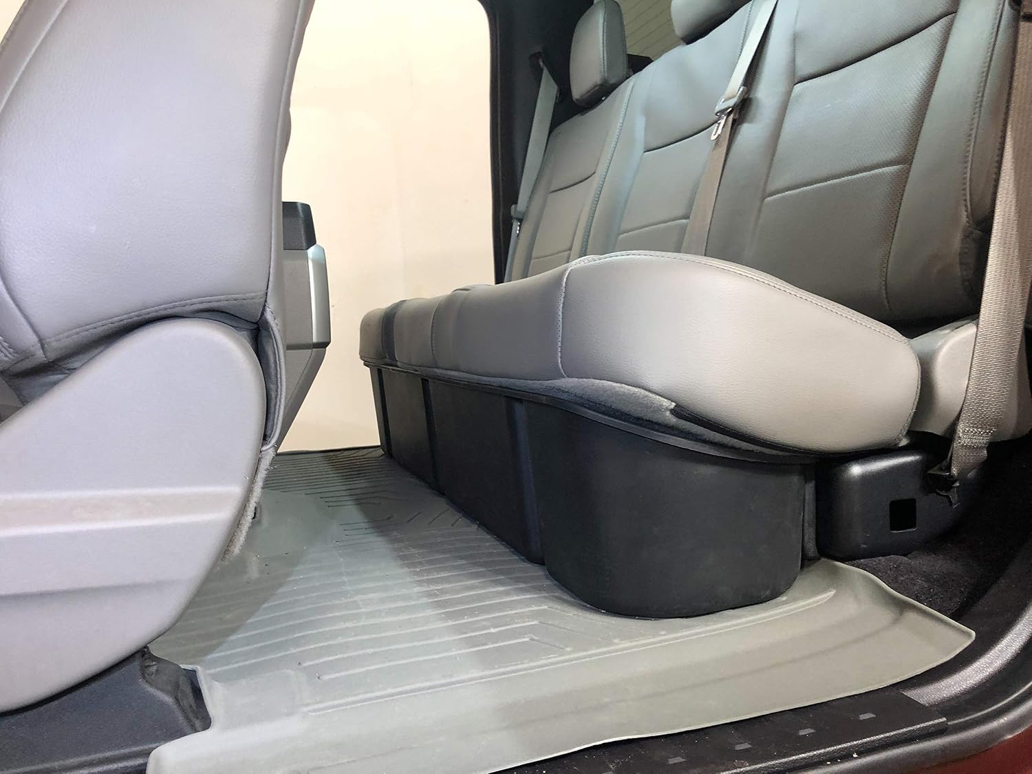 80% оƒƒ Dіѕсоunt Red Hound Auto Under Seat Storage Box Compatible with Ford F-150 Super Cab (2015-2022), F-250 F-350 F-450 F-550 Super Duty SuperDuty (2017-2022) SuperCab Only Underseat System