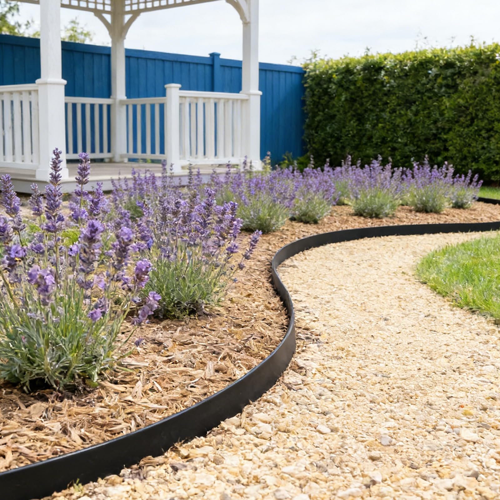 Bordo per Aiuole da Giardino 10 m con 60 Picchetti – Bordura per Prato in Plastica Flessibile, Altezza 5 cm – Separatore per Aiuole e Vialetti, Nero