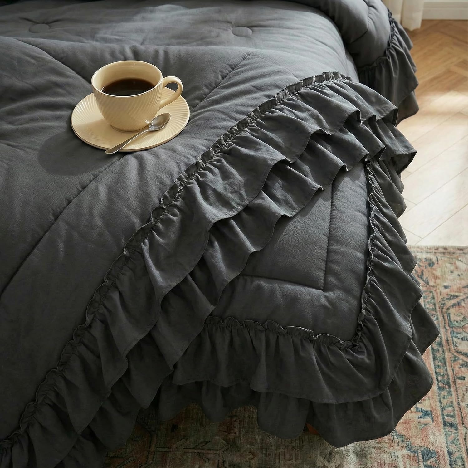 Dark Grey Comforter Set King Boho Bedding Set Shabby Chic 2 Layers Ruffled Bedroom Home Decor Ultra Soft Microfiber Farmhouse Down Comforter Bohemian Quilt Set