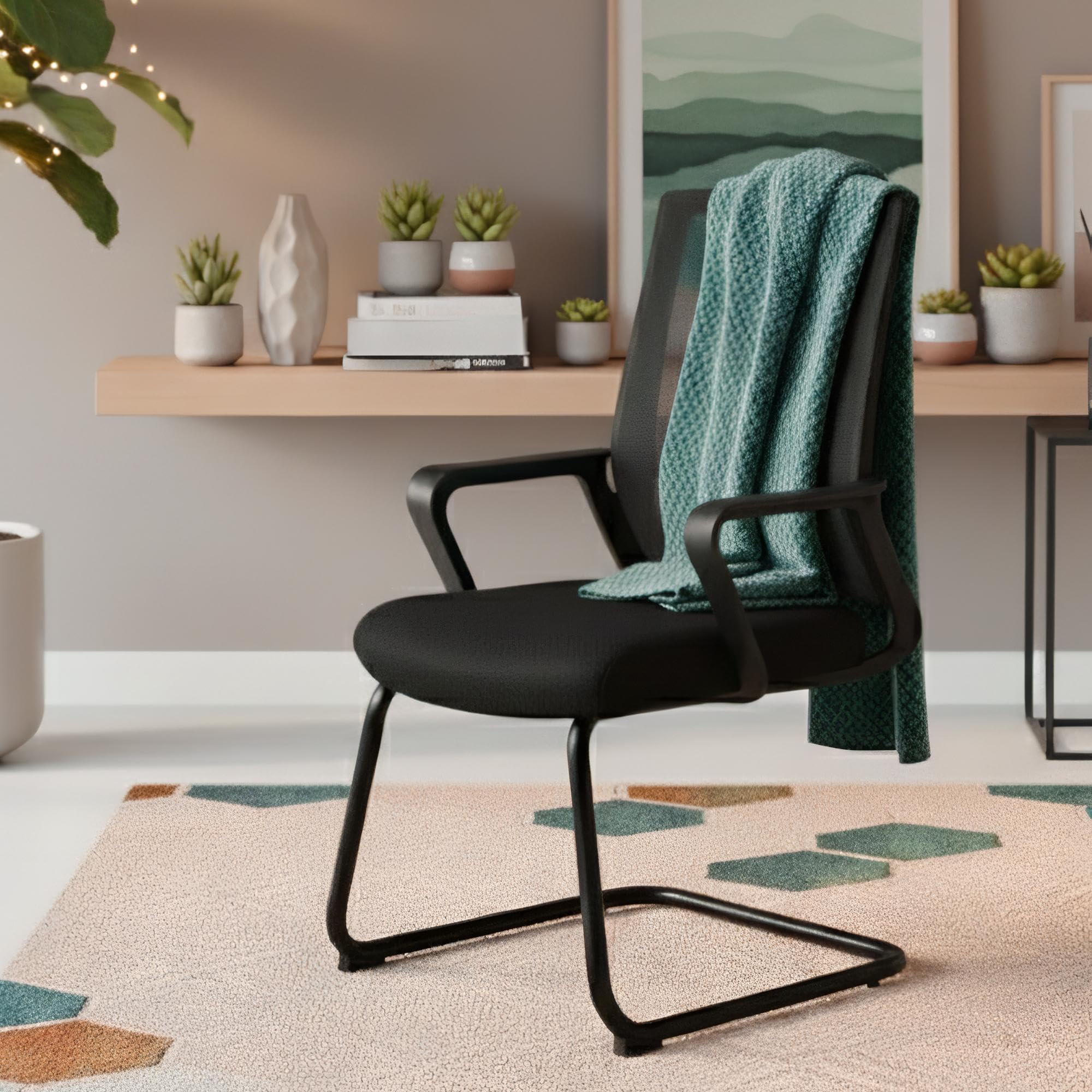 CLP Sedia Cantilever con braccioli Hanka, sedia da conferenza moderna con rivestimento in tessuto e schienale in mesh, telaio in metallo Colore:nero