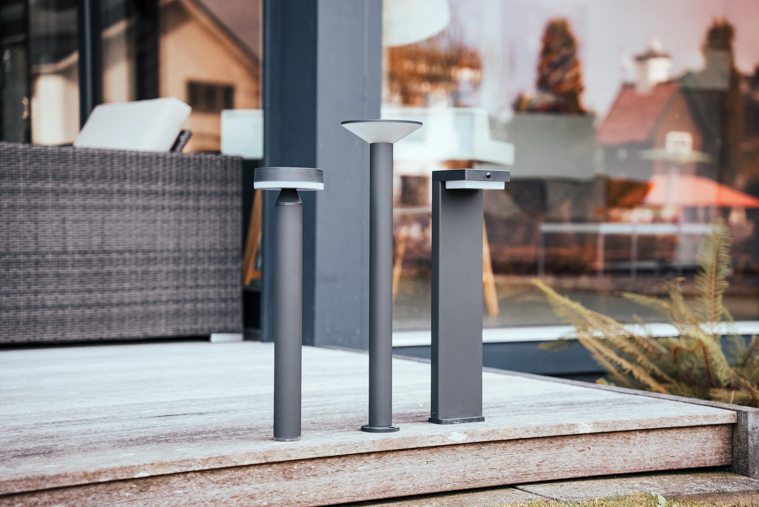 Zestaw 2 lamp solarnych do oświetlenia ścieżek BOLD, lampy solarne do użytku zewnętrznego o wysokości 50 cm z czujnikiem ruchu (czujnik PIR 100° i 6 m, odporny na warunki atmosferyczne IP44) Gun Grey