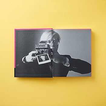 写真とは何か 写真集「What is a Photograph?」Prestel Polaroid Now: The History and Future of Polaroid Photography