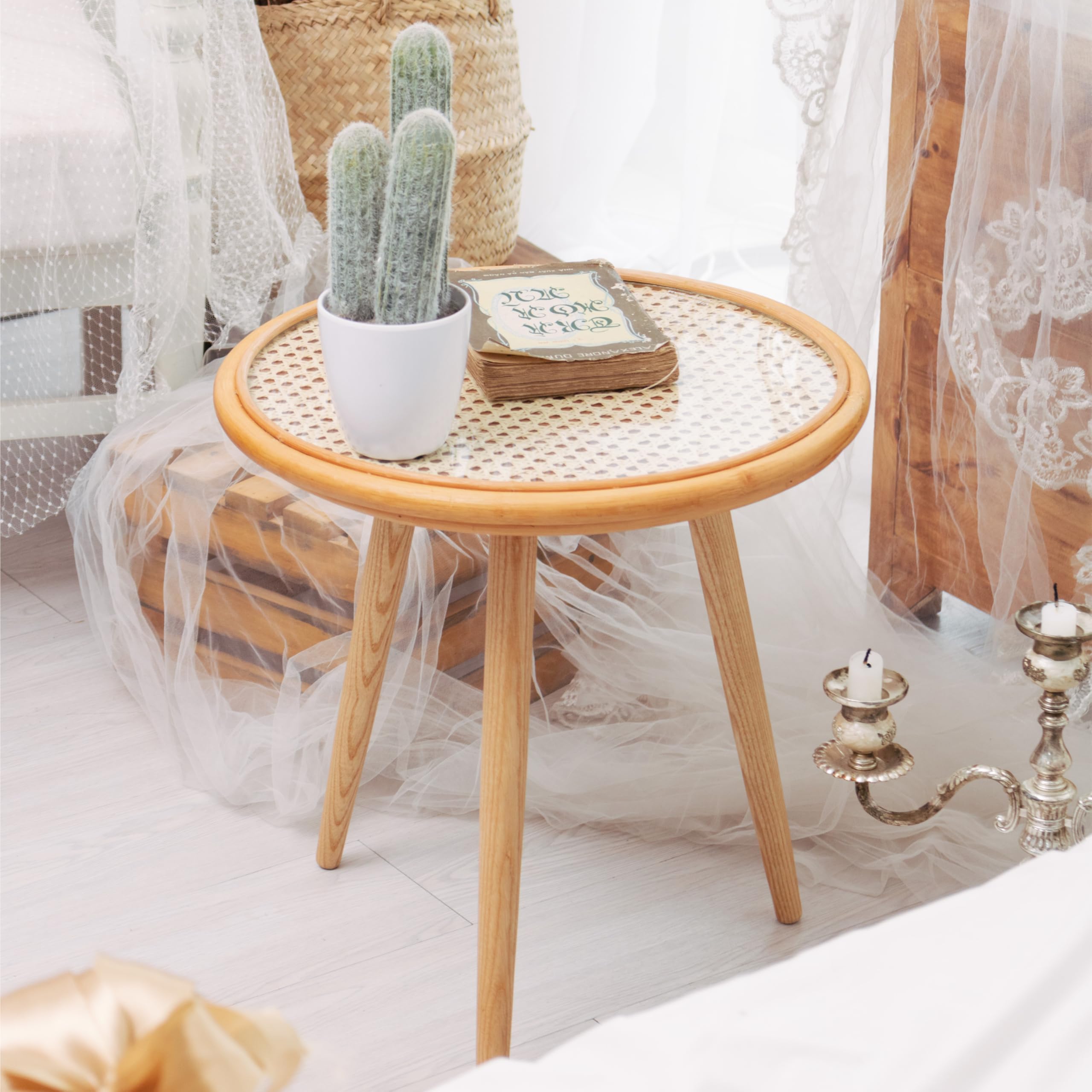 Beistelltisch Rattan rund – Handgefertigter Boho Tisch mit Wiener Geflecht & gehärteter Glasplatte – Kleiner Couchtisch/Nachttisch für Wohnzimmer, Balkon & Schlafzimmer