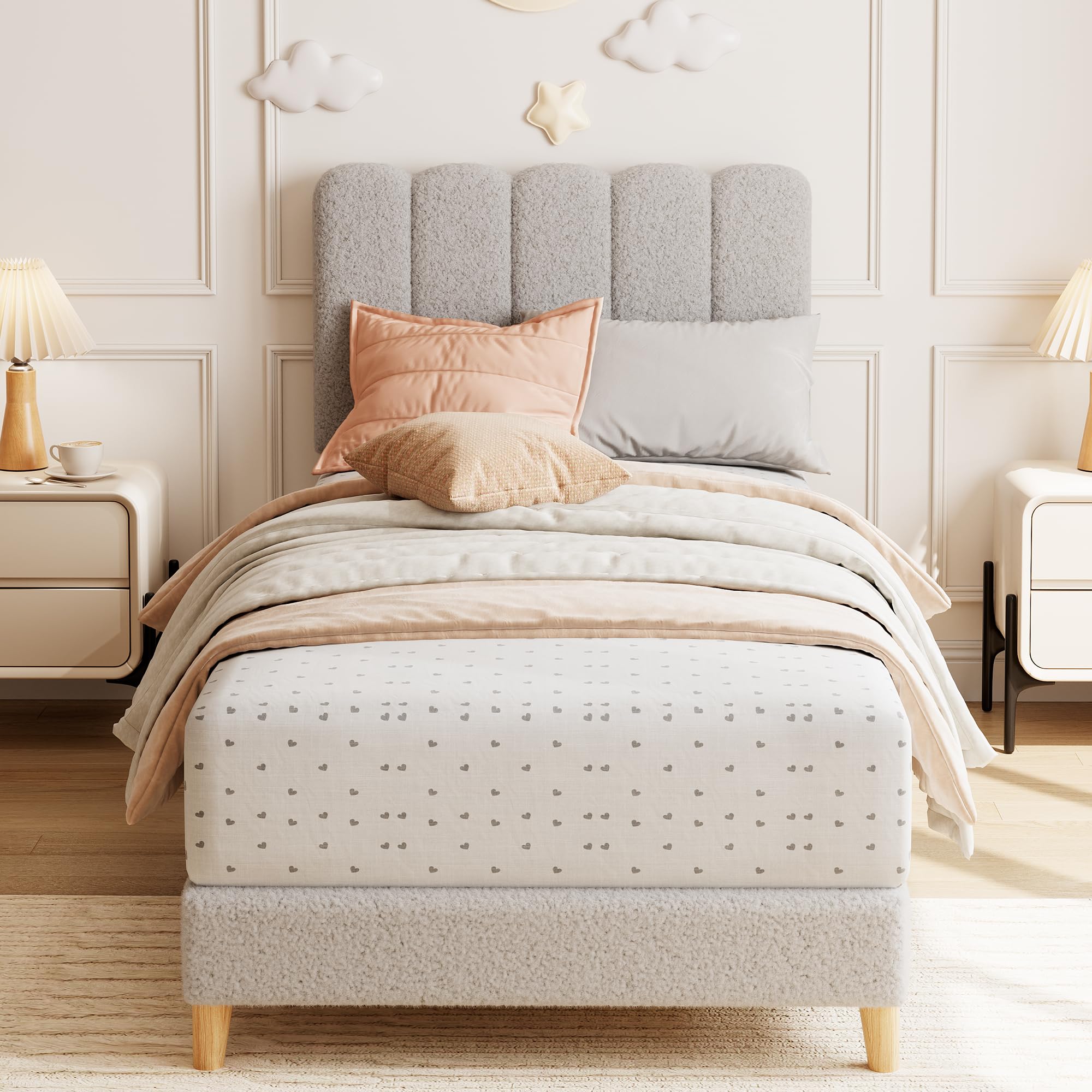 GarveeHome Wave Boucle Bed