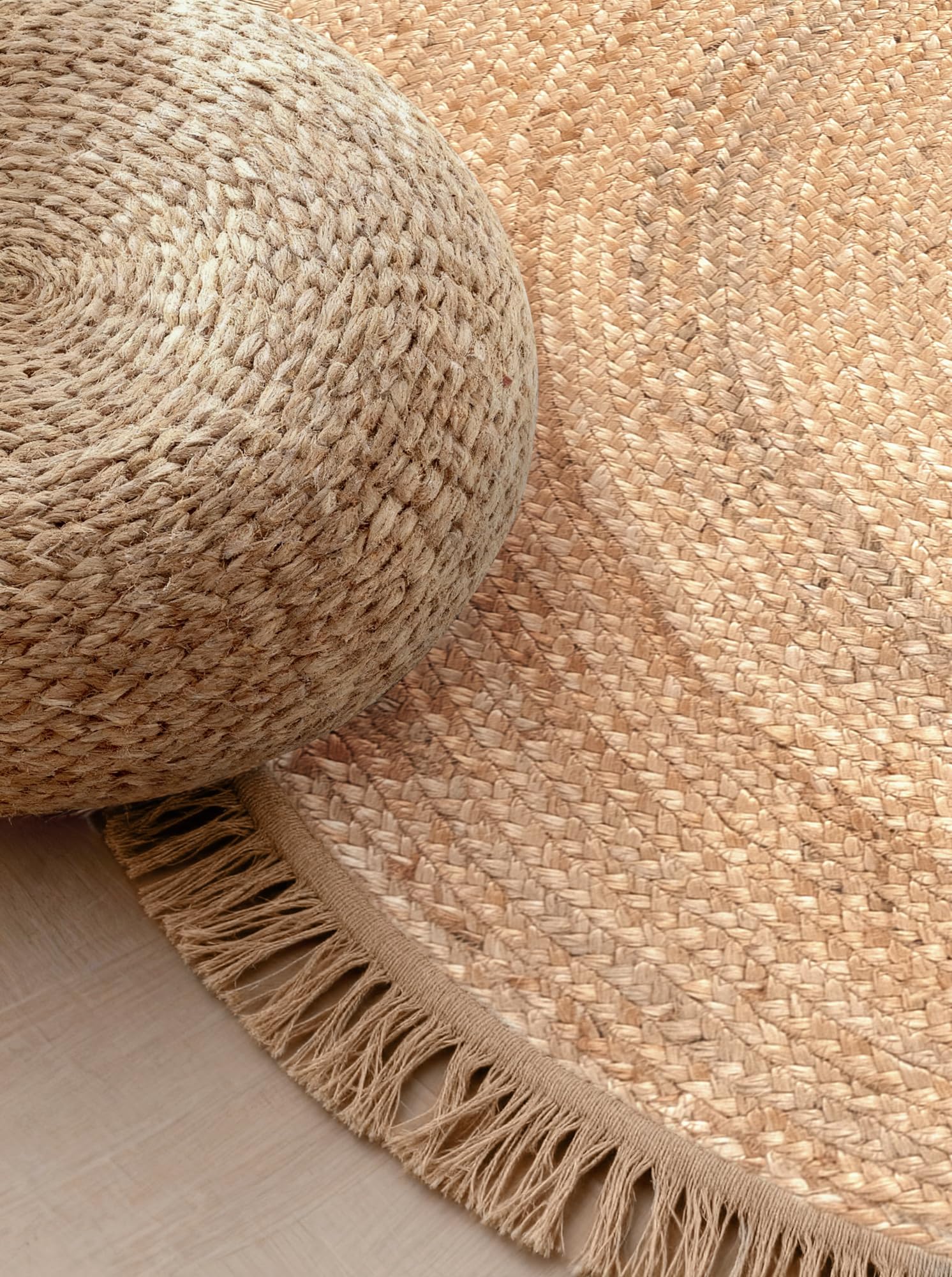 Hanse Home Nuru Juteteppich - Natur Wohnzimmereppich Rund aus 100% Jute, Handgewebt mit Fransen - Robust & Pflegeleicht - Boho Naturfaser Teppich für Wohnzimmer, Schlafzimmer - Natur Gold, Ø150cm