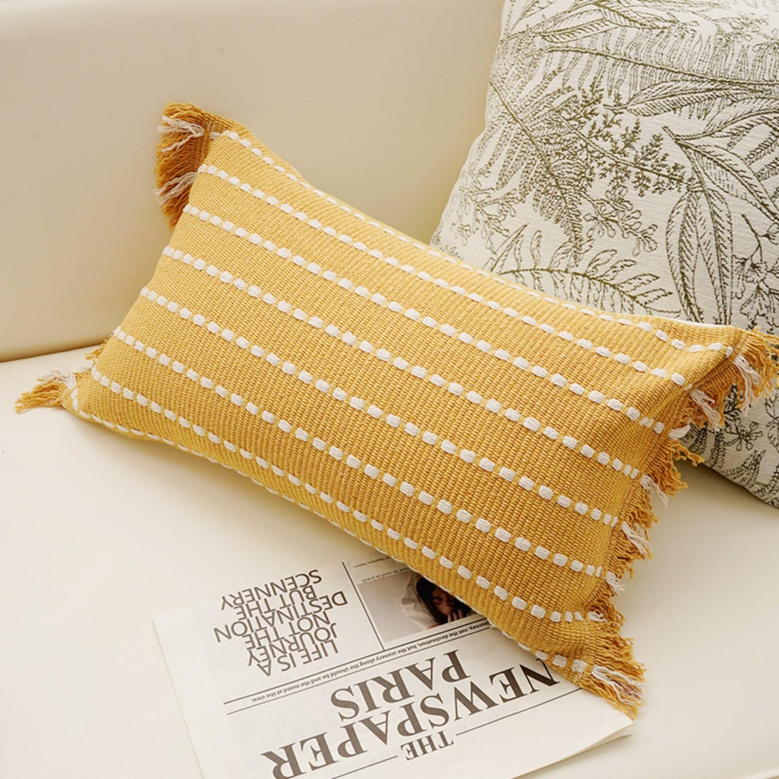 Housse de coussin motif crème français pour sublimer votre canapé et lit de salon