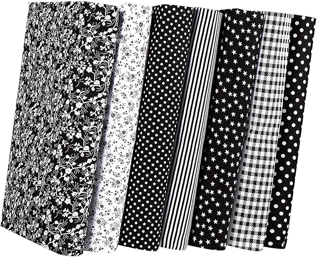 Cotton Craft Fabric Bundle Patchwork,Fabric Fat Quarters Bundles 7PCS 50 x 50cm Fat Squares Sewing Patchwork Different Pattern Cloths DIY Scrapbooking Artcraft (Black)