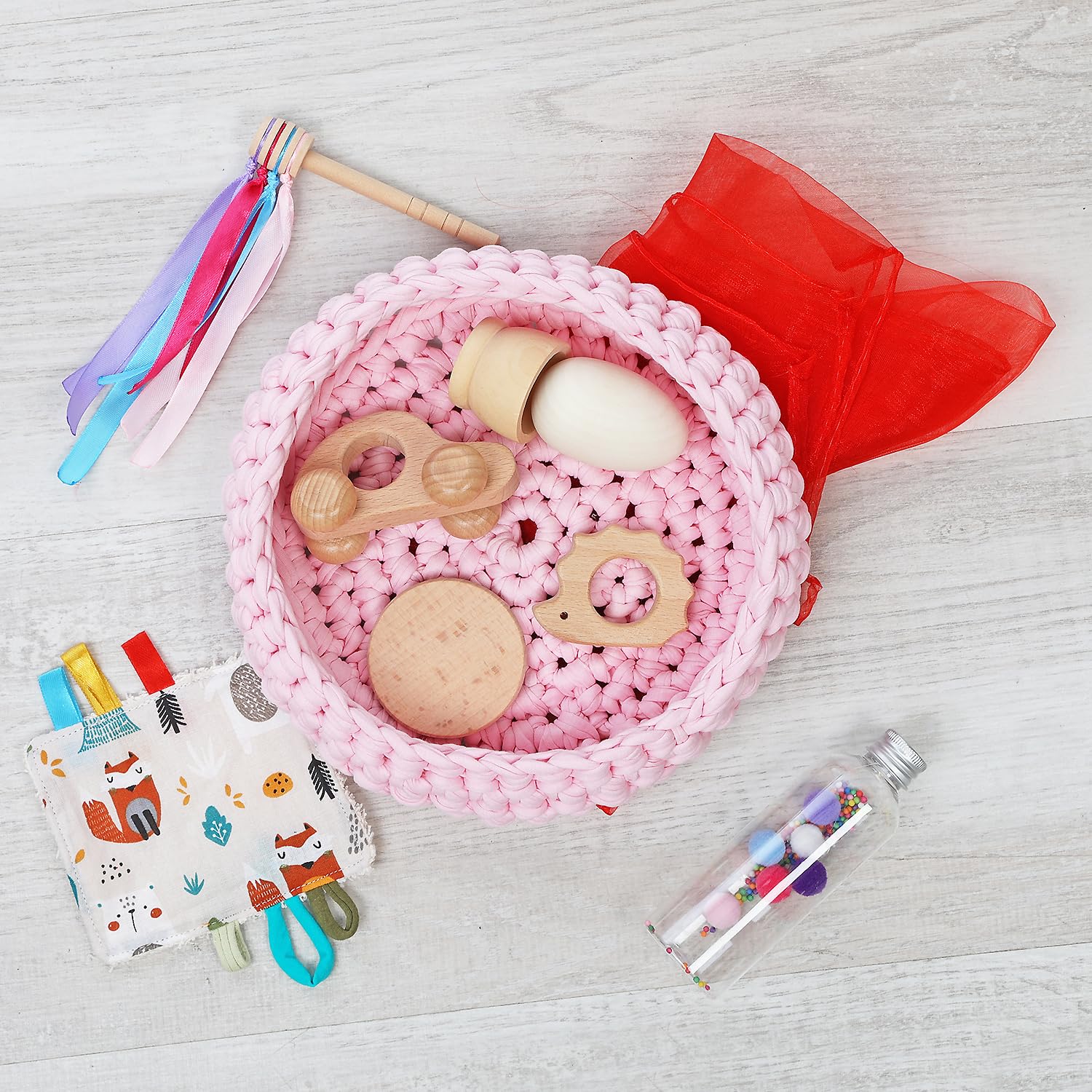 Montessori-Schatzkorb für Babys (4-18 Monate), sensorisches Spielzeug, handgefertigt aus natürlichen Materialien, Lernspiel zur Stimulation und Entwicklung, originelles Babygeschenk, Rosa