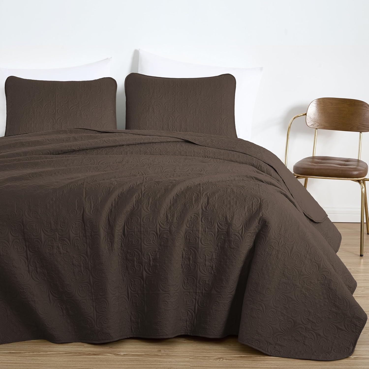 Chezmoi Collection Luca 3-Piece Oversized Bedspread Set, King Size, Chocolate - Summer Quilt Lightweight Microfiber Bedspread 118 x 106 - Floral Medallion Pattern Coverlet for All Season - Image 2