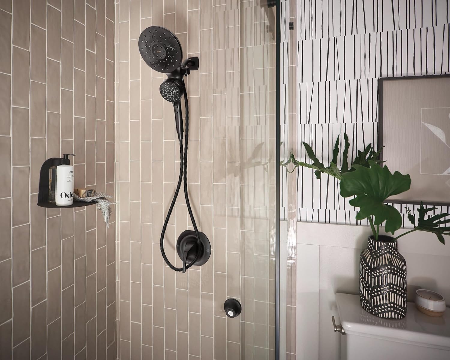 Moen Engage Matte Black 2.5 GPM Handheld Showerhead and Rain Shower 2-in-1 Combo Featuring Magnetic Docking System and Metal Hose, 26009BL - Image 10