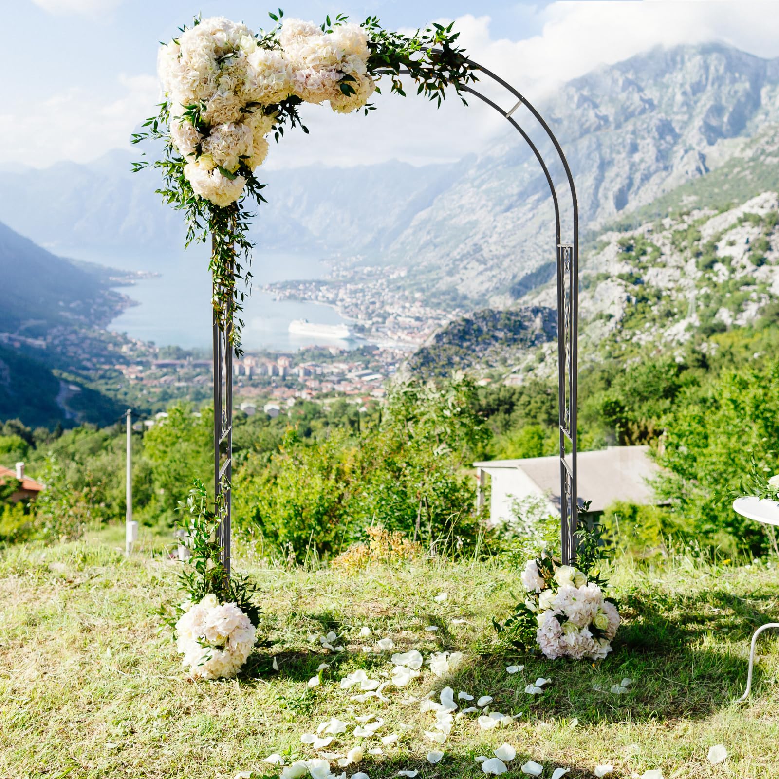 COSTWAY Rosenbogen Metall, Gartenbogen für Kletterpflanzen, Rosengitter mit 4 Bodenpfählen, Torbogen Rankhilfe Rankgitter, Rankbogen für Hinterhof Hochzeit Party, 120 x 56 x 220 cm, Schwarz