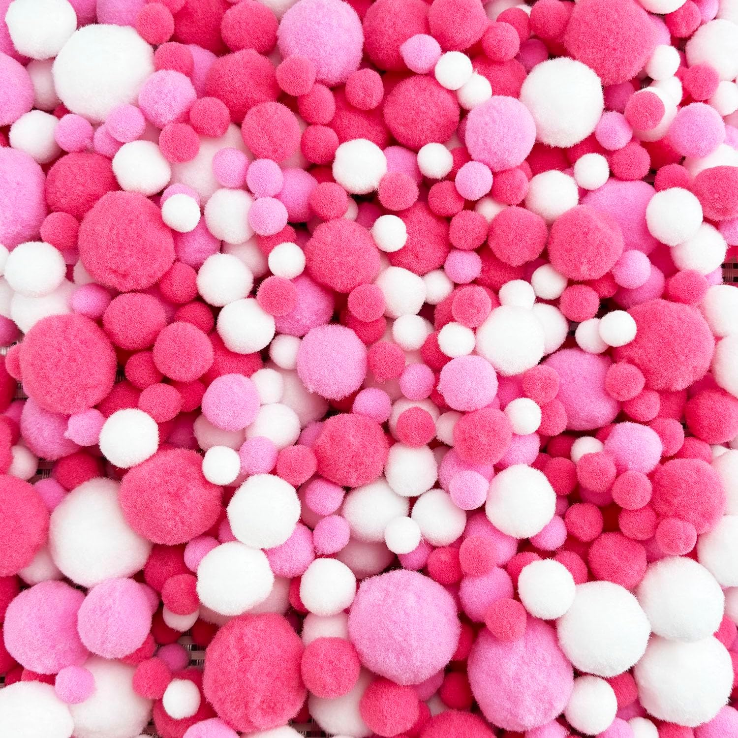 Dabshuyikk 1000 Pieces Soft and Fluffy Pom poms,Assorted Size Pink White Pompoms for DIY Arts and Craft Making Decorations