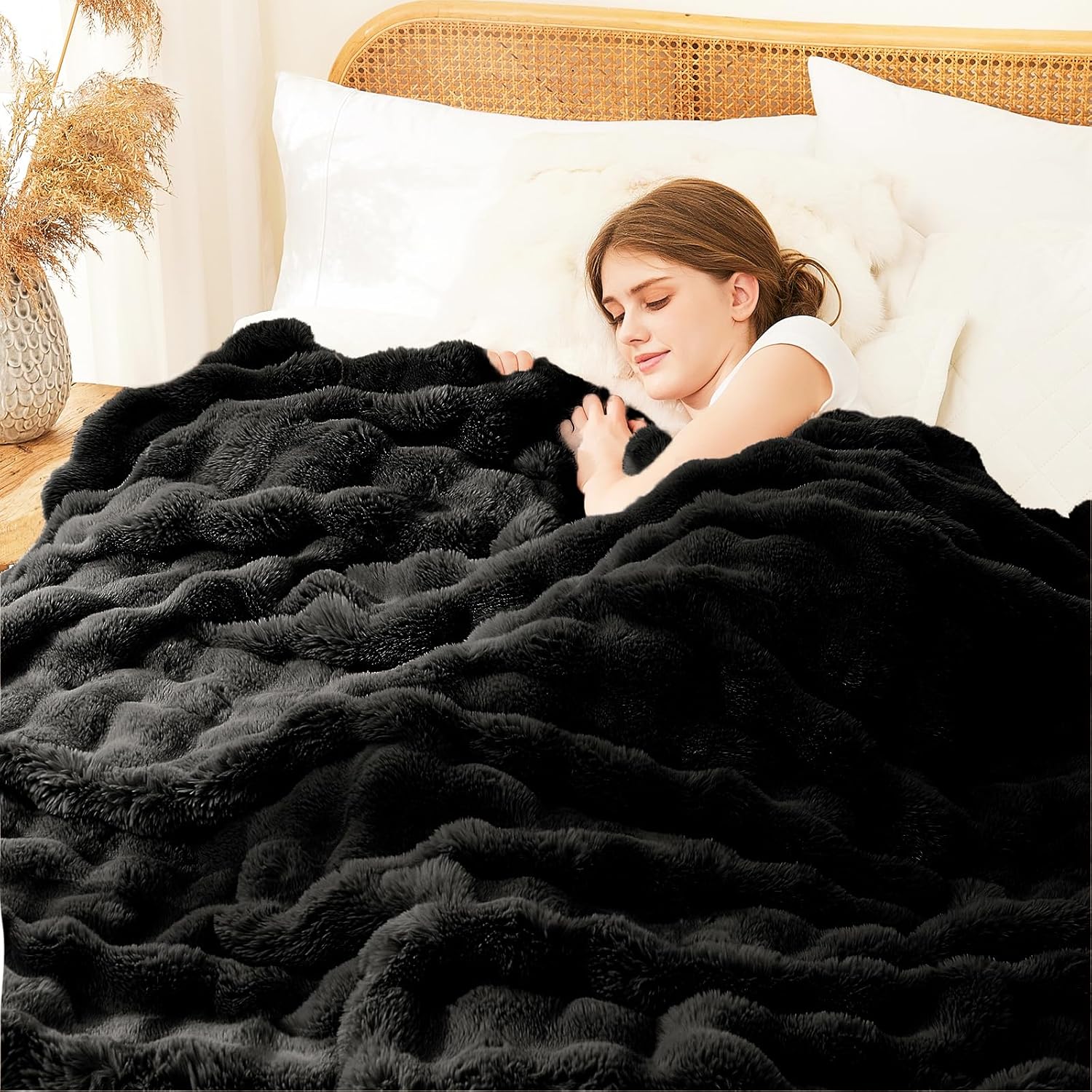 L'AGRATY Faux Rabbit Fur Blanket: 50" x 60" Luxury Soft Fluffy Thick Fur Throw Blanket for Couch Bed Sofa - Cozy Plush Bubble Blankets for Winter: Warm Flannel Fleece Decorative Blanket(Black) - Image 6
