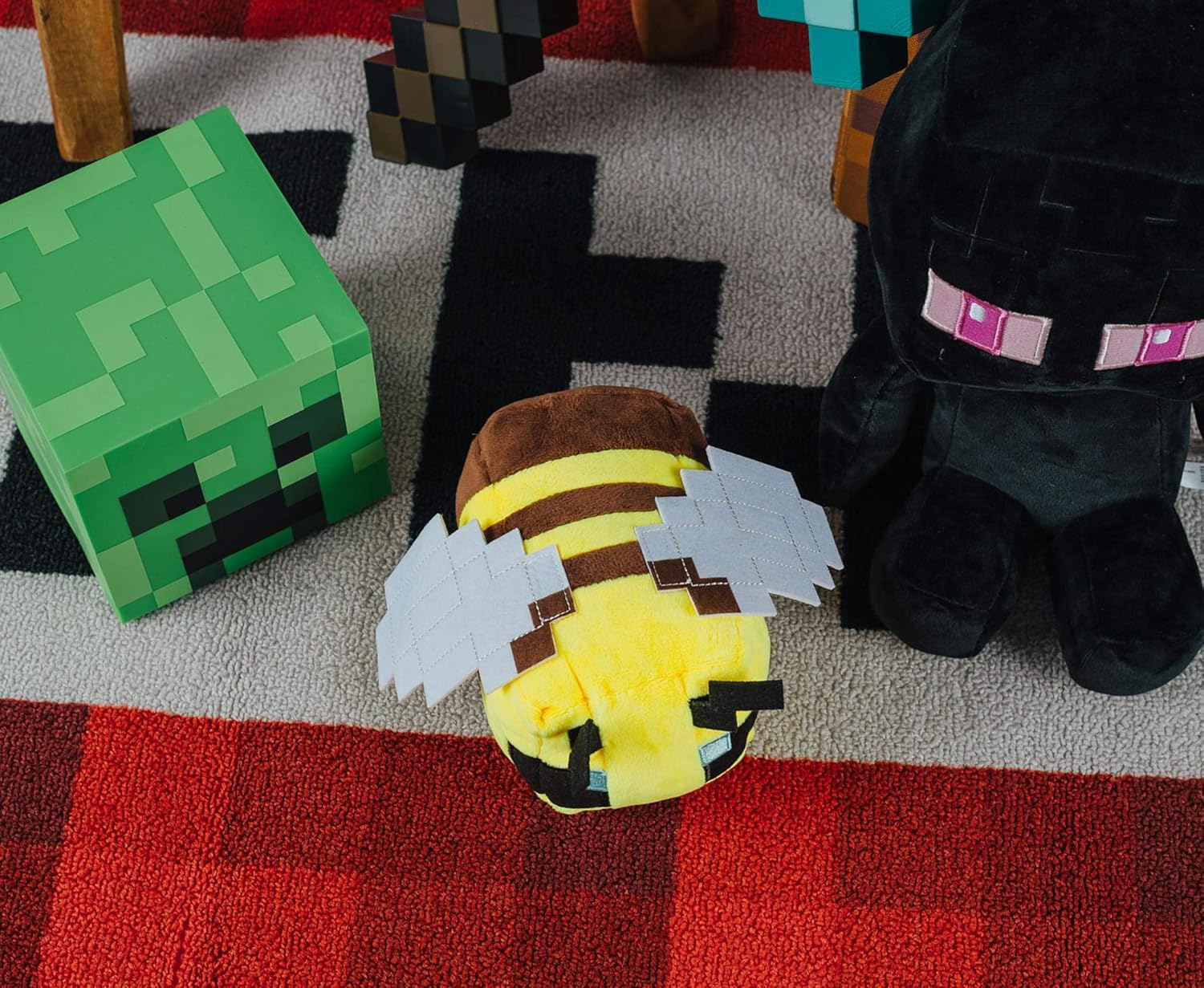 Minecraft Happy Explorer Bee Plush Toy
