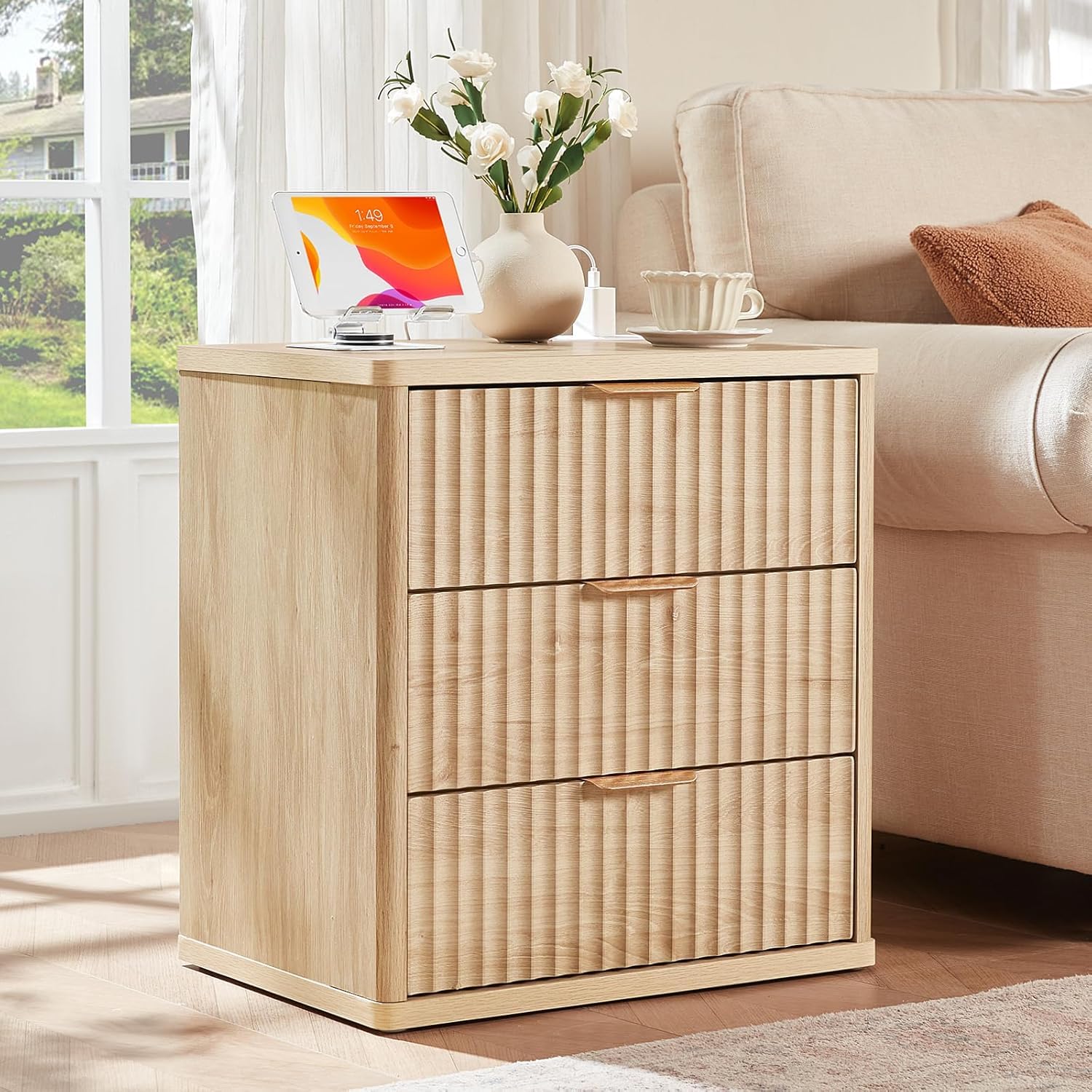 Lerliuo 23" Wide Fluted Night Stand with Charging Station, 3 Drawers Large End Table with Storage, Nightstand Wood Bedside Tables, Farmhouse Cabinet Dresser for Bedroom,Natural