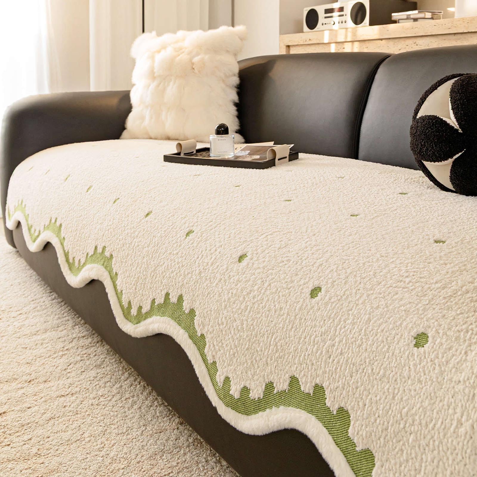 Housse de canapé sectionnelle verte en demi-velours pour des soirées cocooning
