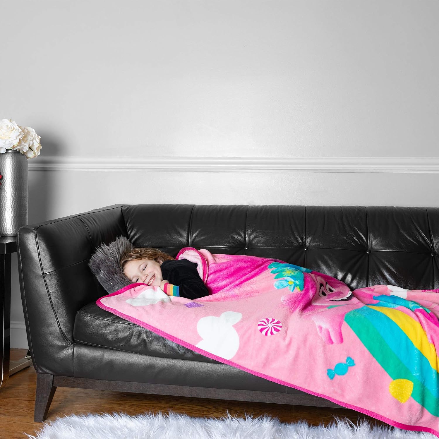Franco Kids Bedding Soft Plush Micro Raschel Throw, 46 in x 60 in, Trolls World Tour