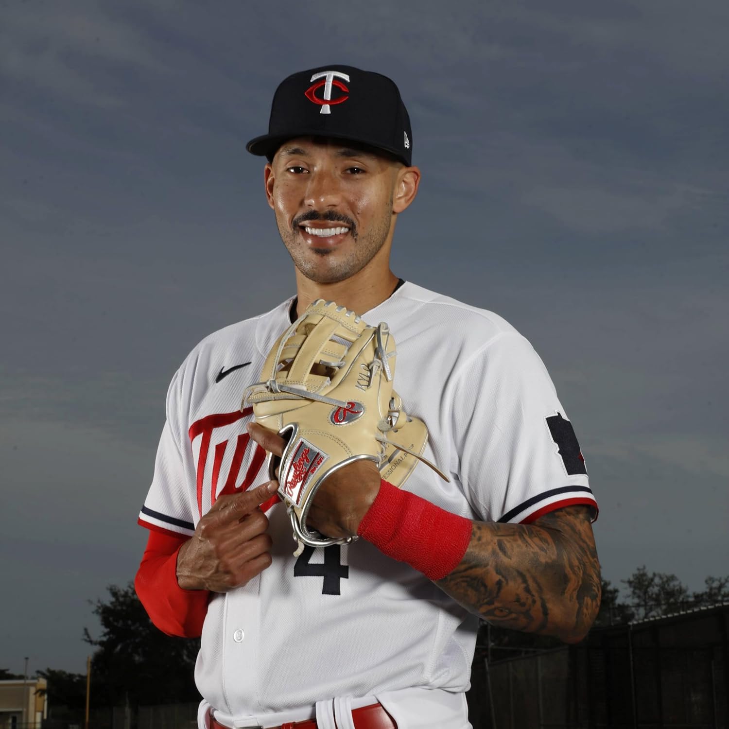 Rawlings | Sure Catch Baseball & Softball Glove | T-Ball, Youth & Adult Rec Models | Multiple Sizes & Styles