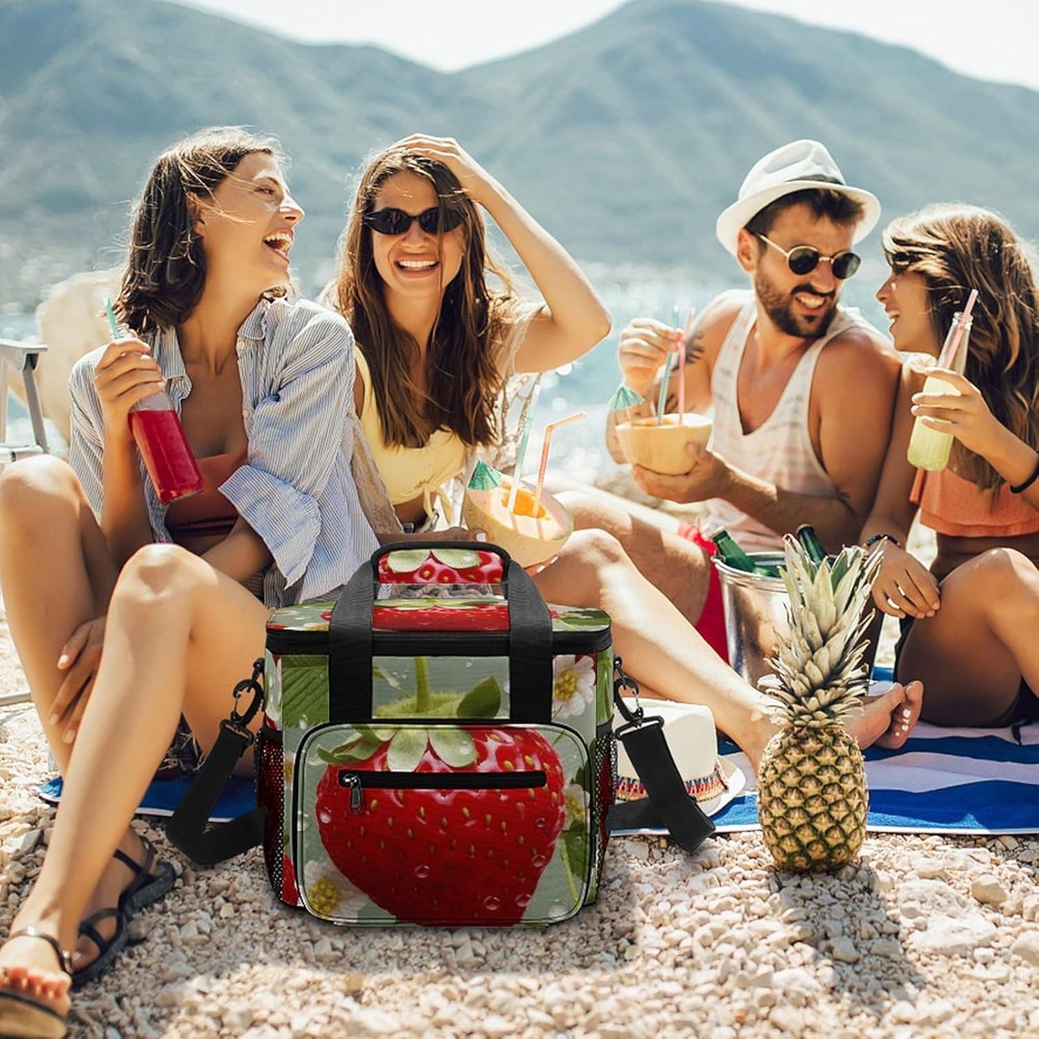 Lovely Strawberry Cooler Bags Portable Soft Cooler Bag Lightweight Ice Chest Insulated Lunch Bags Camping Cooler Bag Cooler Lunch Tote Coolers for Picnic Travel Beach