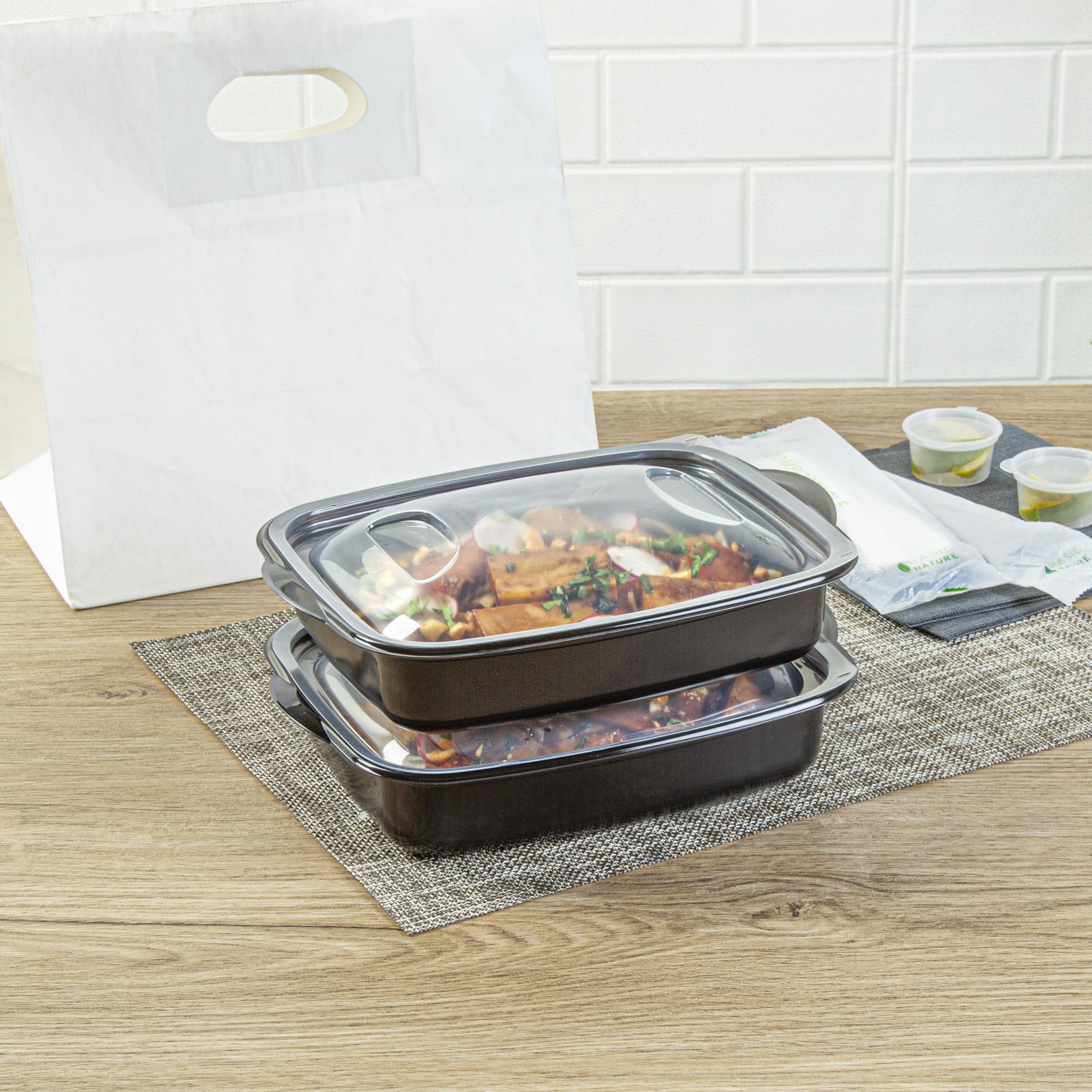 Restaurantware -RW Base Lebensmittelbehälter, rechteckig, Einweg-Salatbehälter, mikrowellengeeignet, mit transparentem Deckel, schwarze Kunststoff-Lebensmittelbehälter, 3 Fächer, für Cafés, 50 Stück